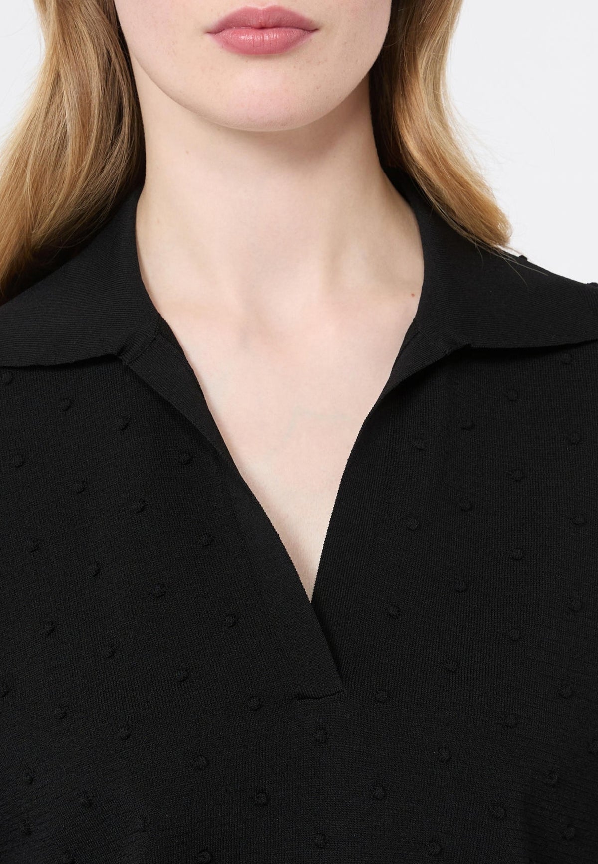 Max Mara Studio - Maglia polo in viscosa crêpe stretch con motivo a rilievo - Nero 