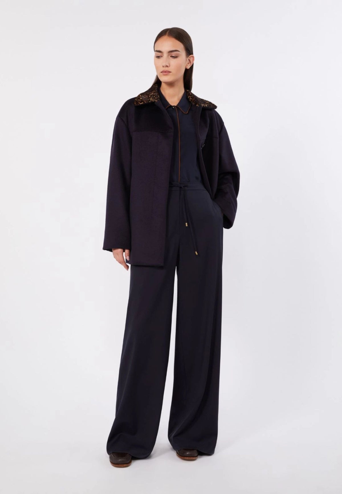 Max Mara Studio Camicia in Crêpe de Chine di Pura Seta Blu 