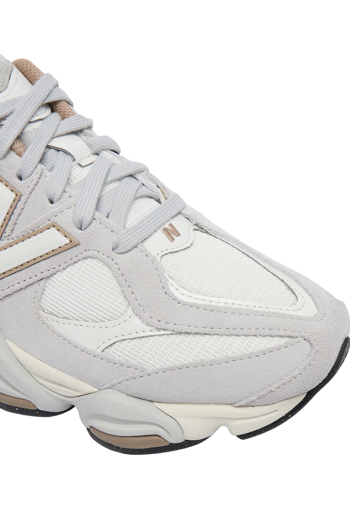 New Balance 9060 Sneakers in Suede e Mesh Grigio Chiaro e Beige 