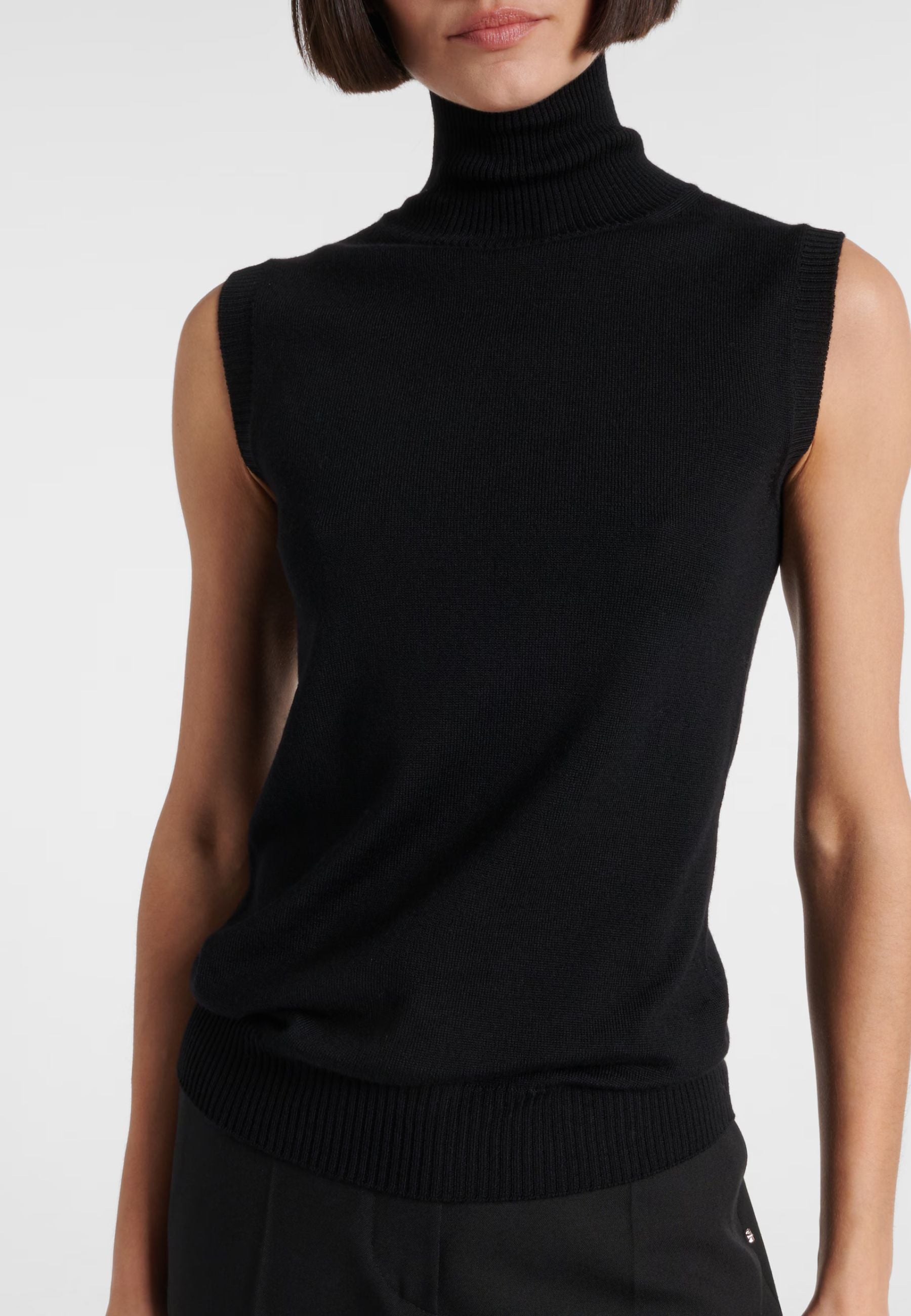 Sportmax Vertigo Top Dolcevita in Lana Vergine Nero 