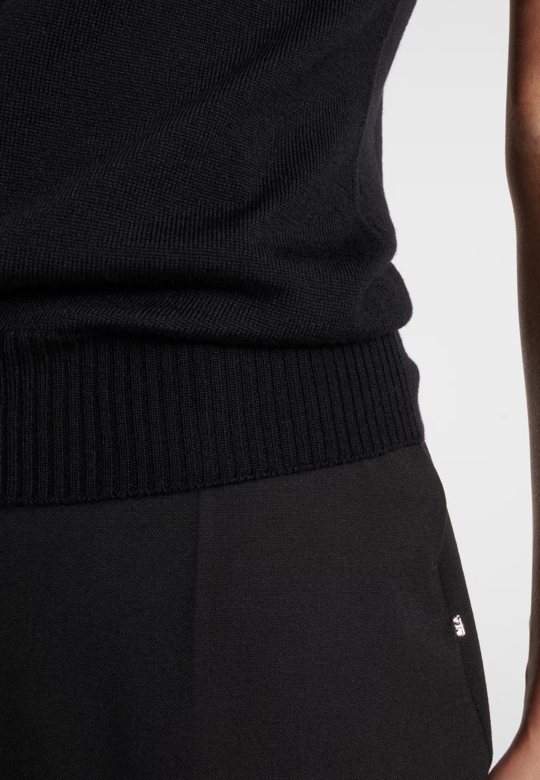 Sportmax Vertigo Top Dolcevita in Lana Vergine Nero 