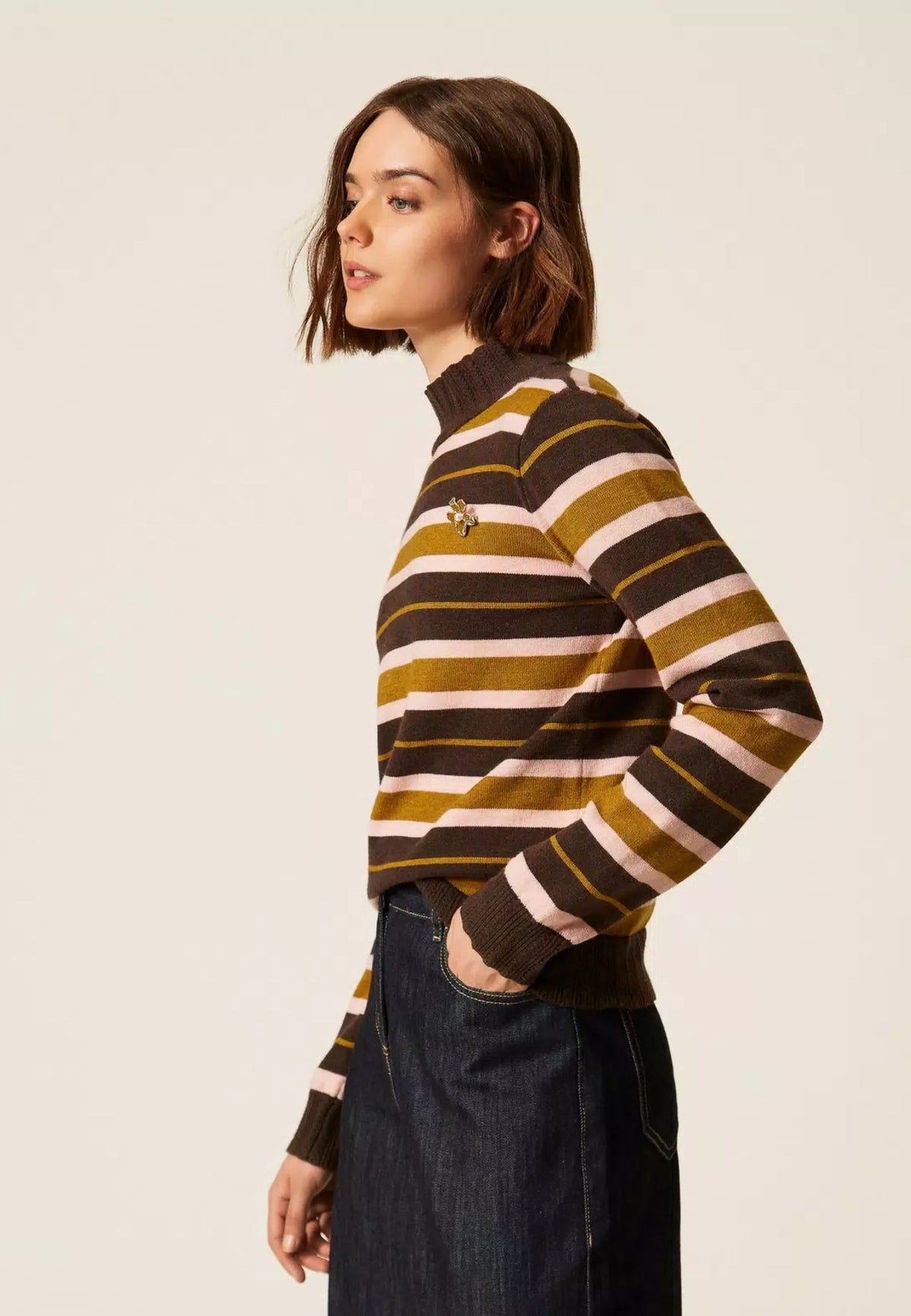 Twinset - Maglia a Lupetto con Spilla a Righe 