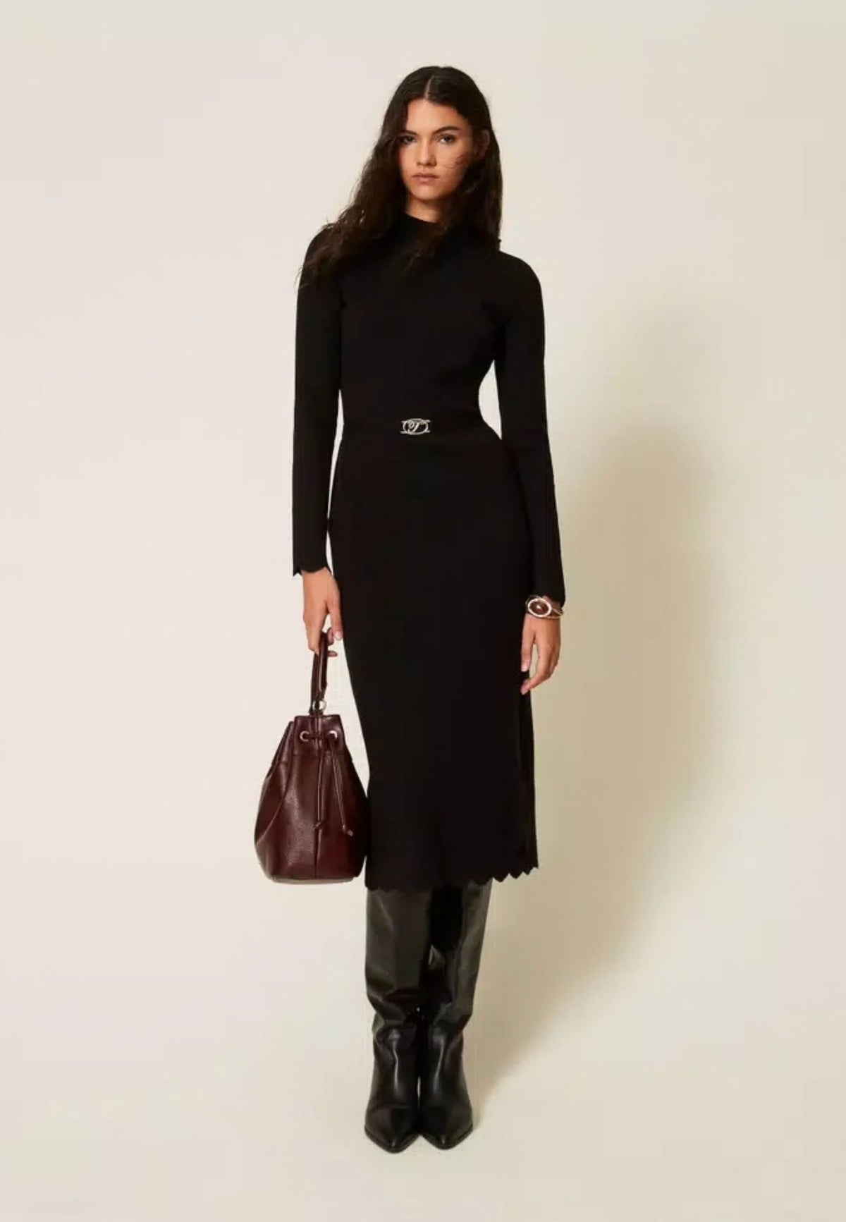 Twinset Abito lungo in maglia con cintura 