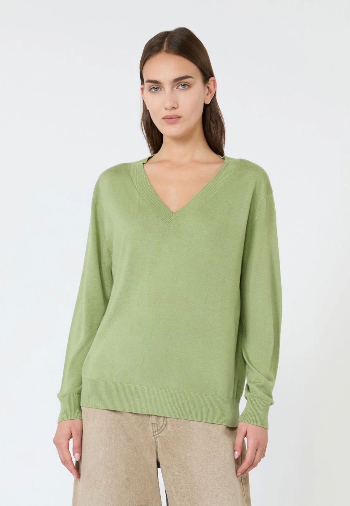 Weekend Max Mara - Maglia Scollo a V in Lana, Seta e Cashmere 