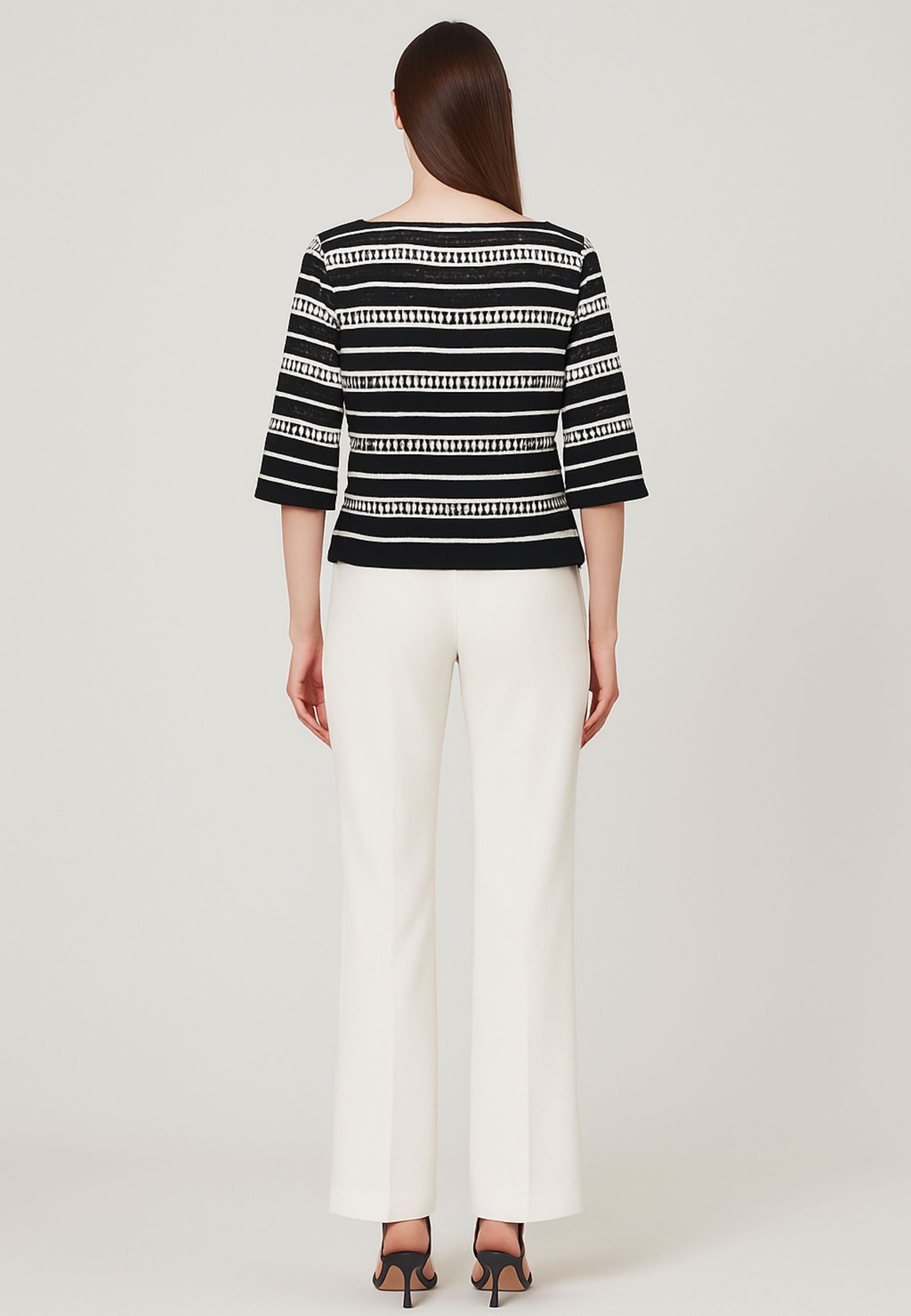 Blusa traforata con top 
