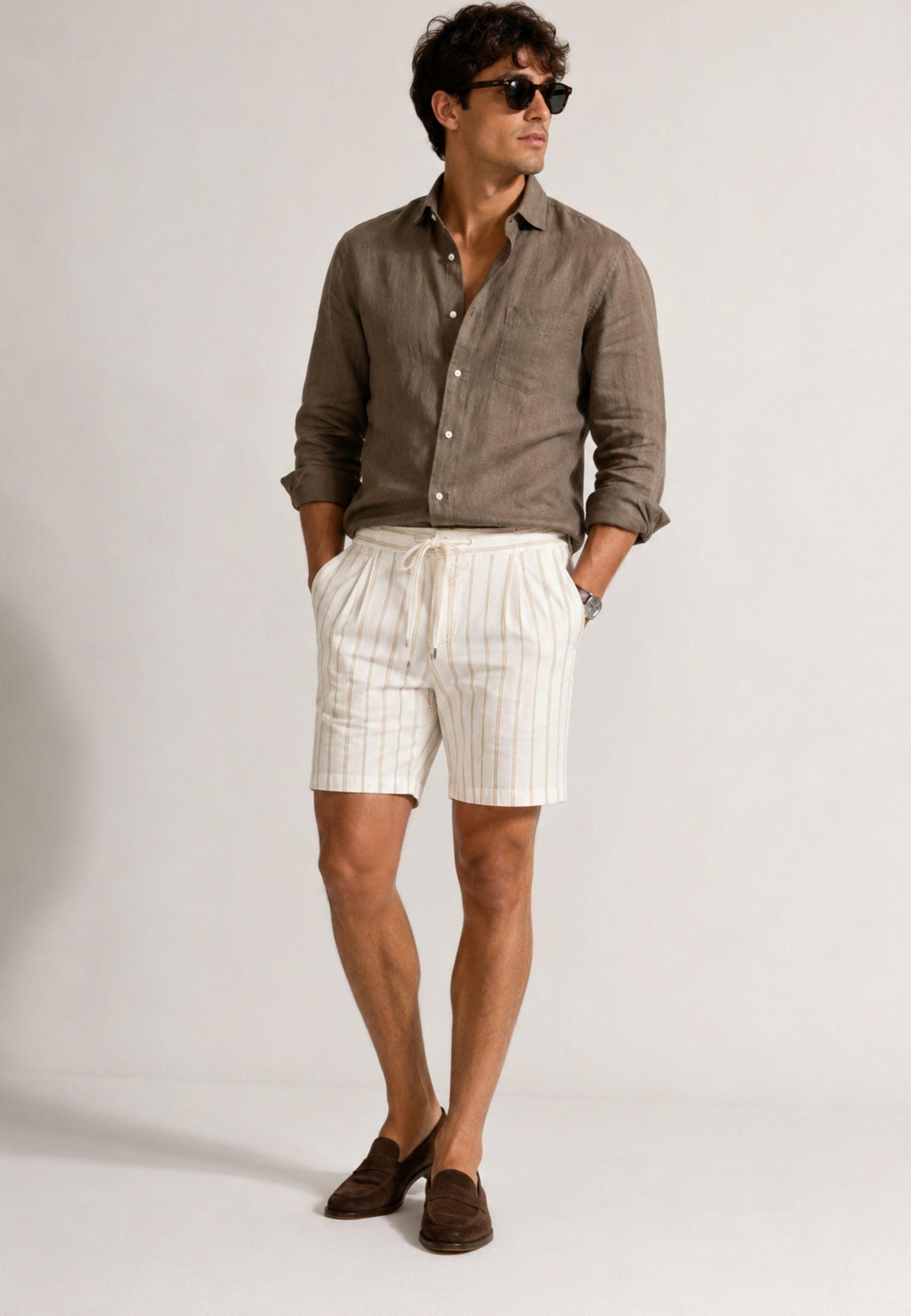 Shorts rigati in lino e cotone Briglia 1949: freschezza e stile per l'estate 