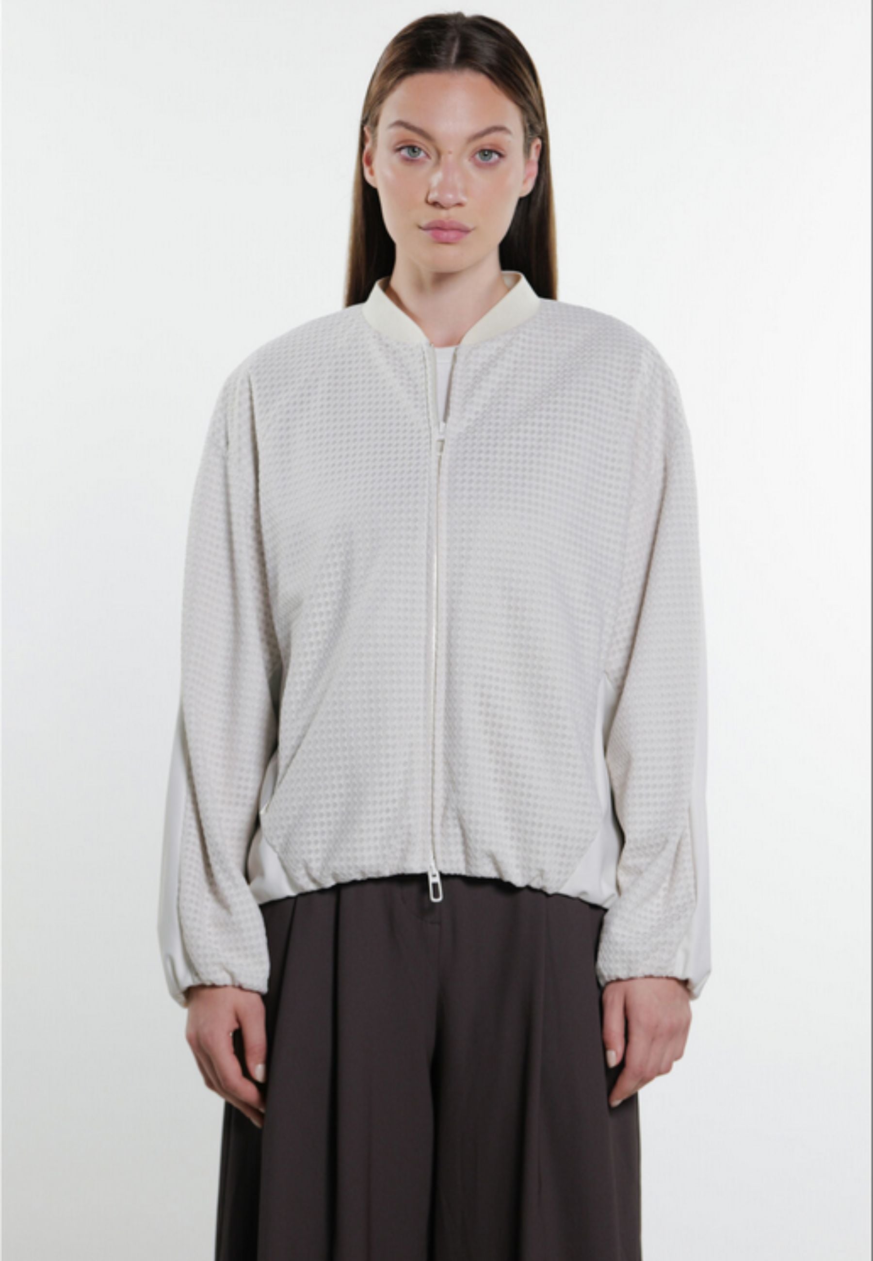 Giacca corta oversize in rete tecnica bi-stretch - DUNO 