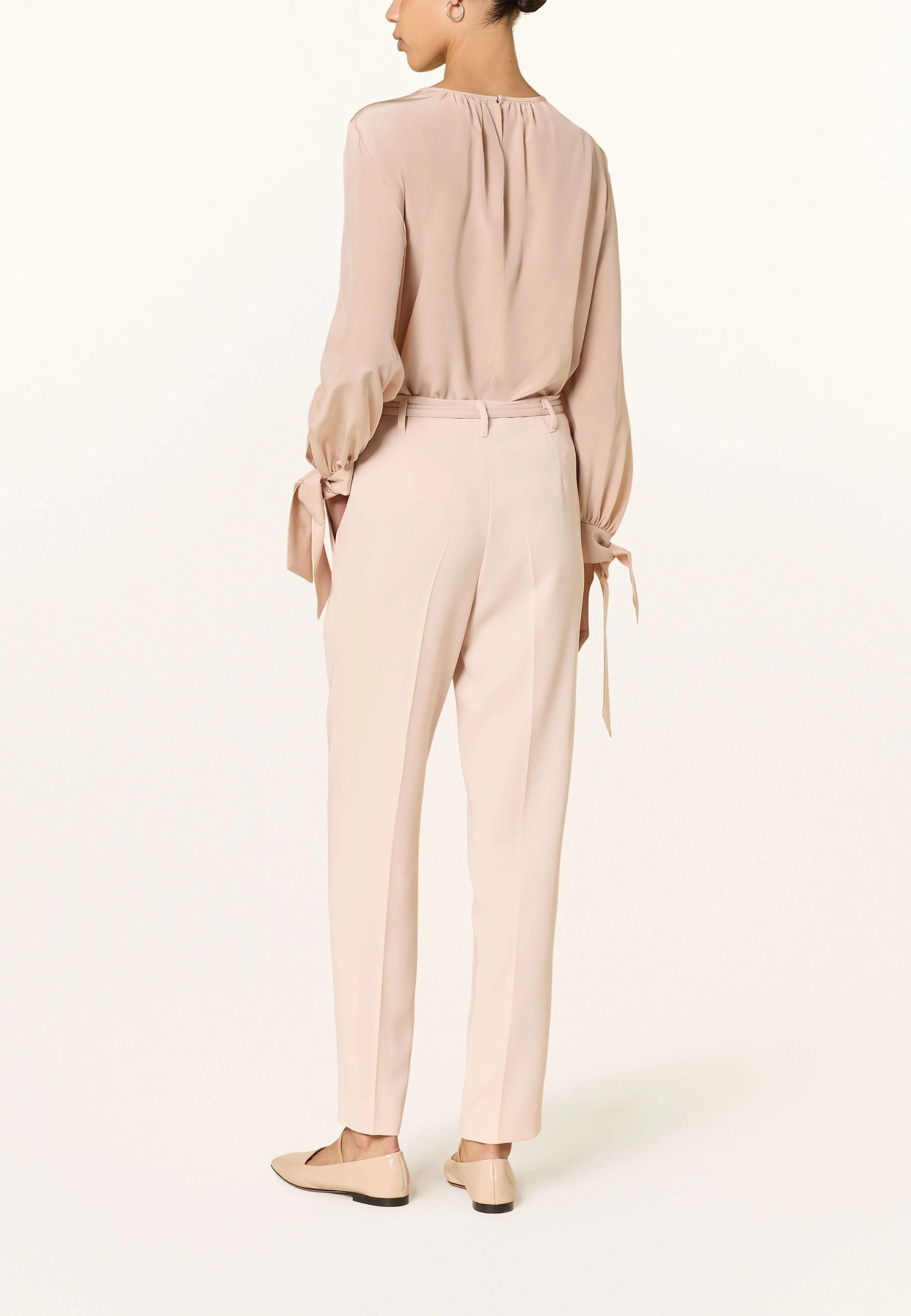 Max Mara Studio - Blusa in seta con fiocchi ai polsi 