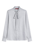 Bluse aus Stretch-Seidensatin mit Schleife – Perlweiß