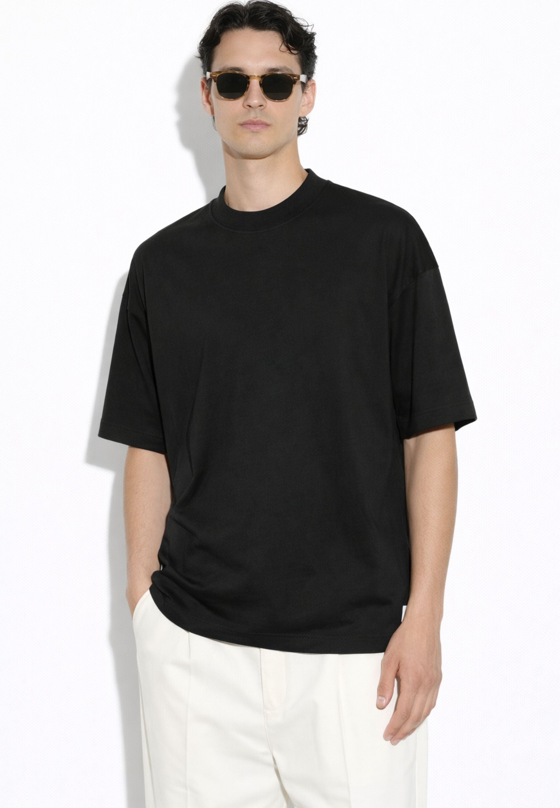Paolo Pecora - T-shirt oversize nera in cotone 