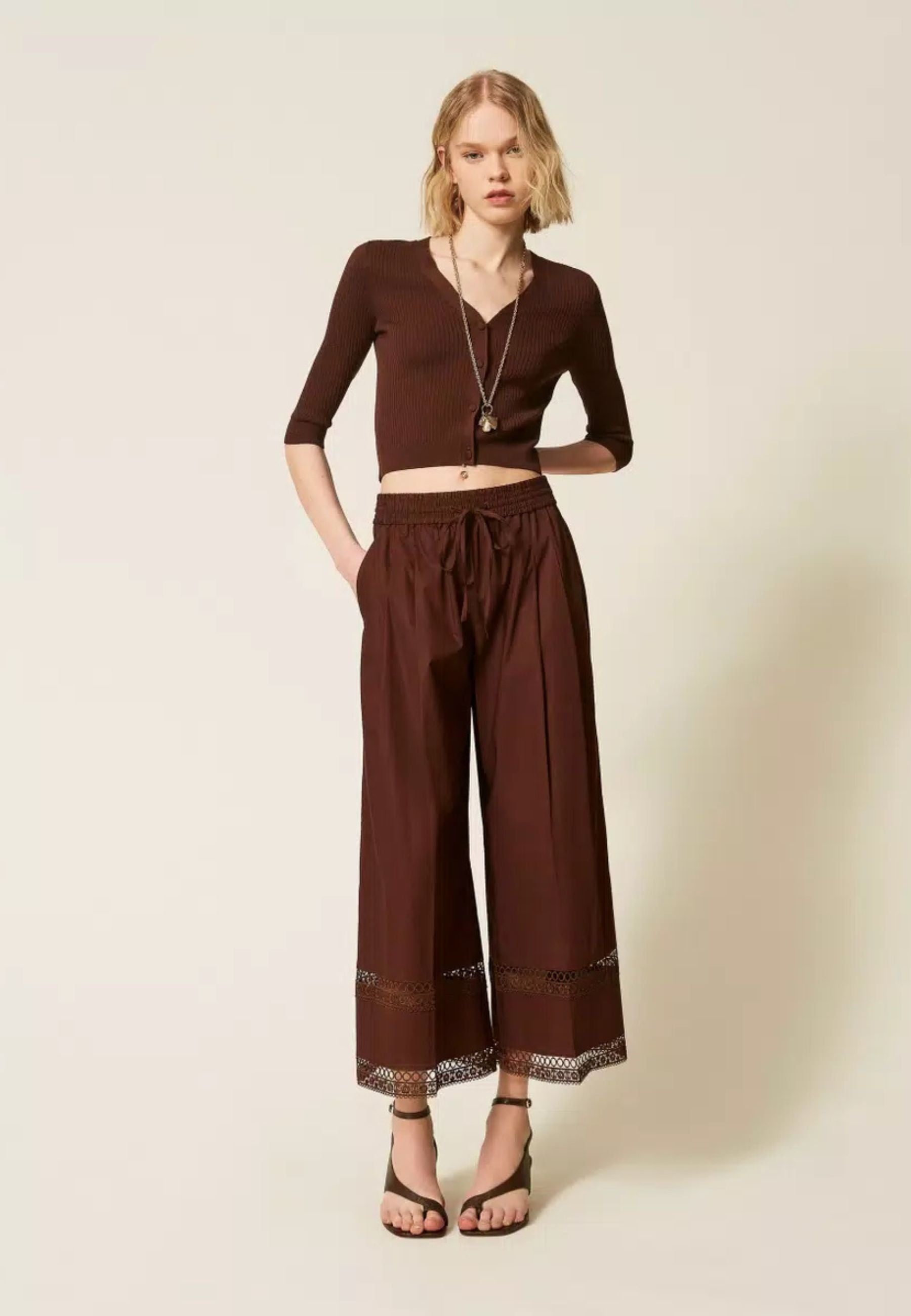 Twinset - Pantaloni Ampi in Popeline con Ricamo 