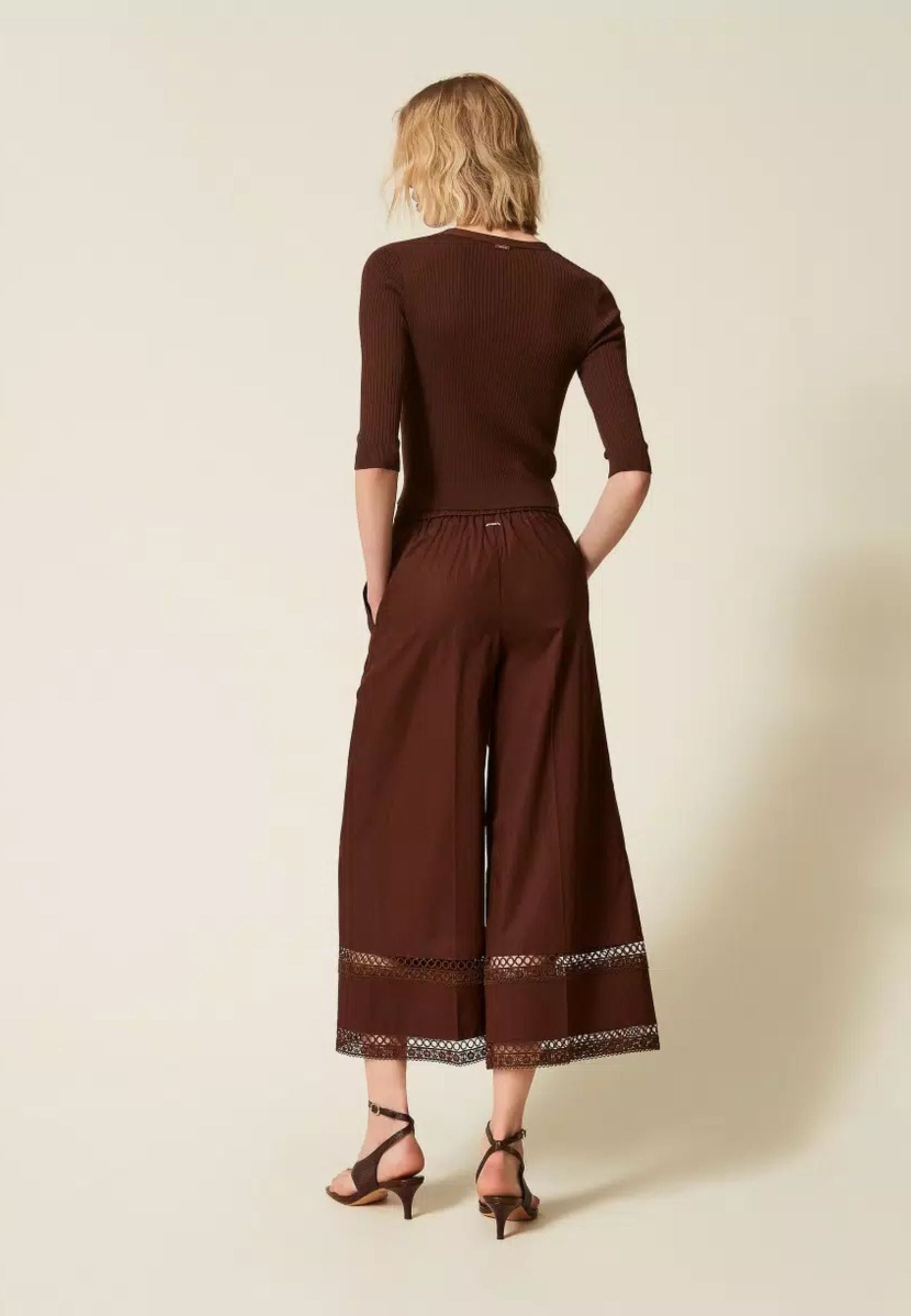 Twinset - Pantaloni Ampi in Popeline con Ricamo 