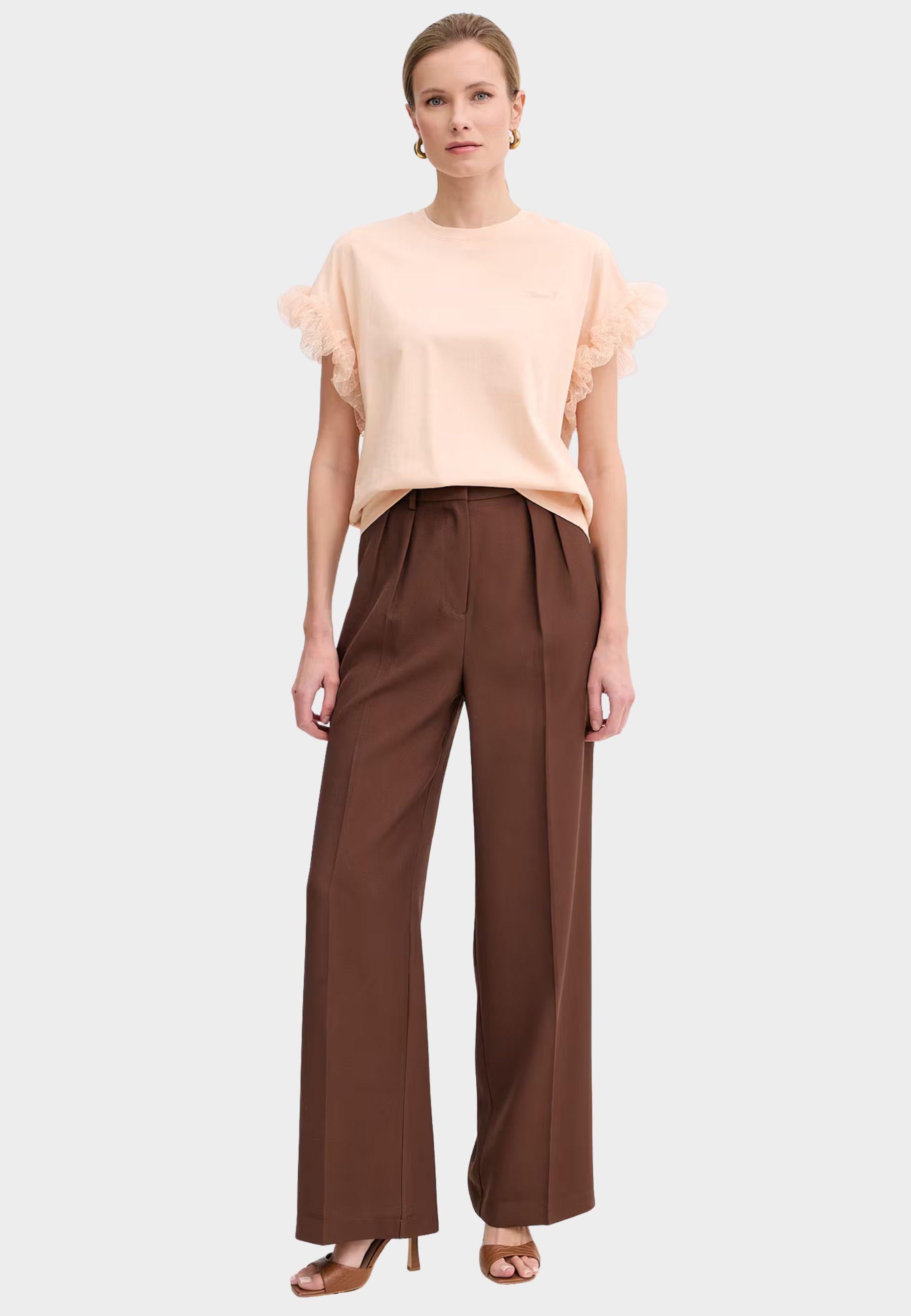 T-shirt Twinset con volant in tulle e logo ricamato 