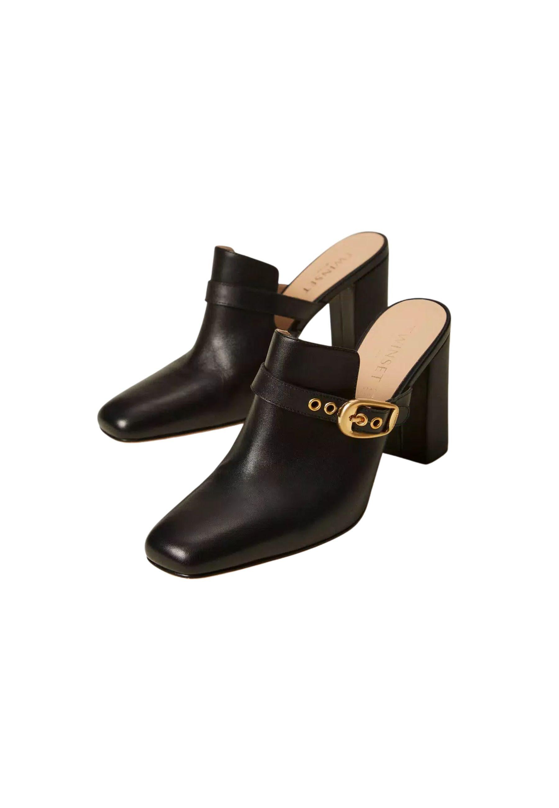 Scarpe mules in pelle con fibbia 