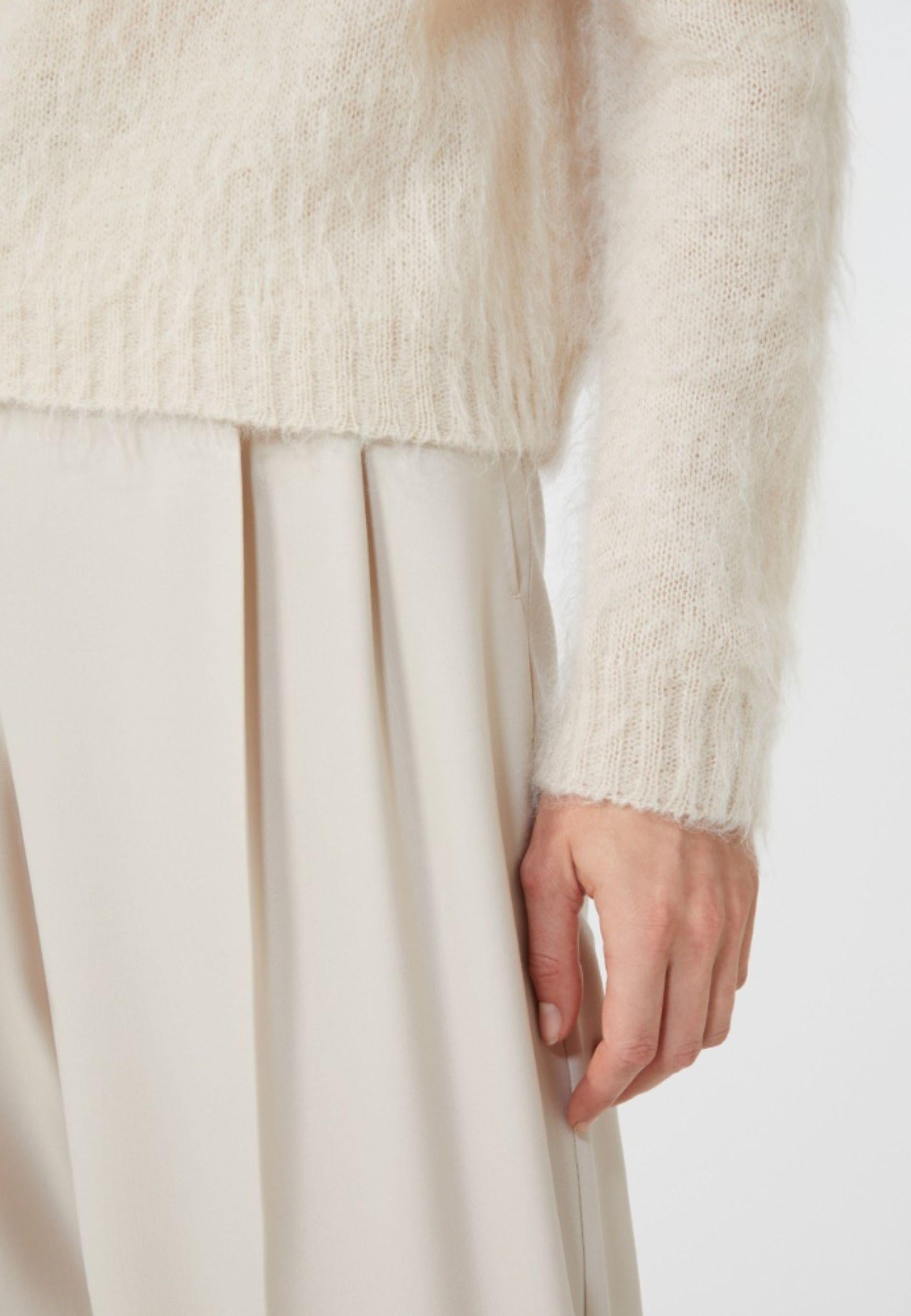 Maglia girocollo in filato di misto mohair 