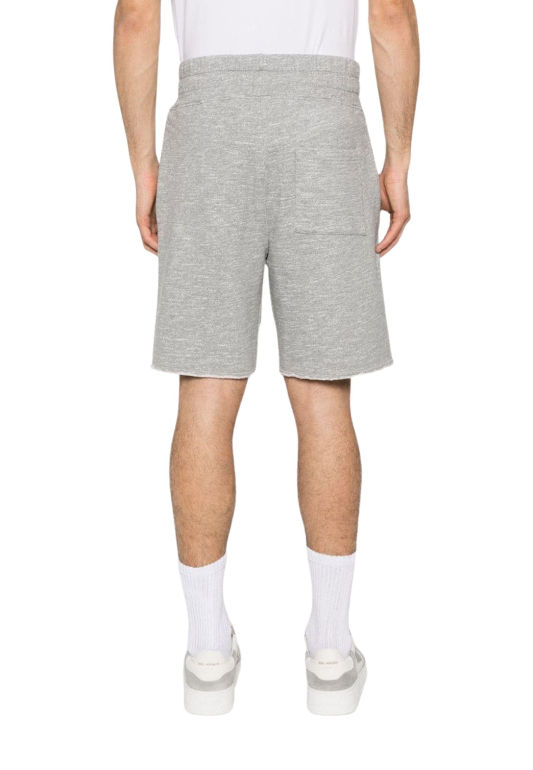 Shorts con applicazione 