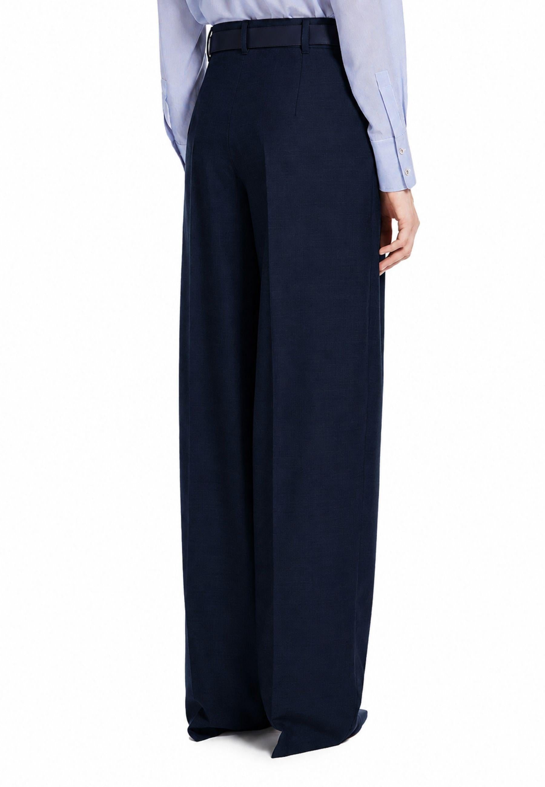 Pantalone lungo in gabardina di misto lana con cintura coordinata 