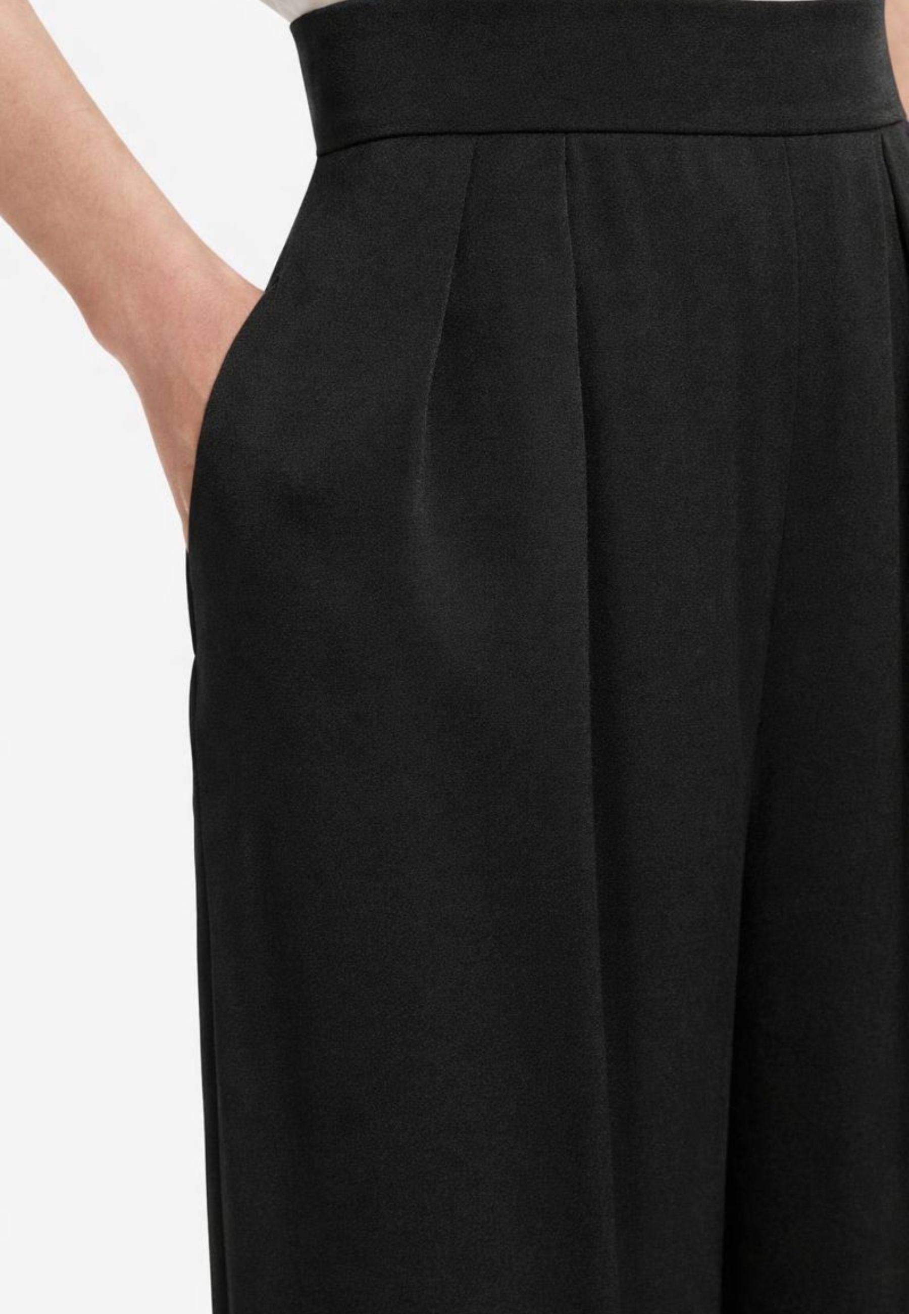 VERVE015 Max Mara Studio