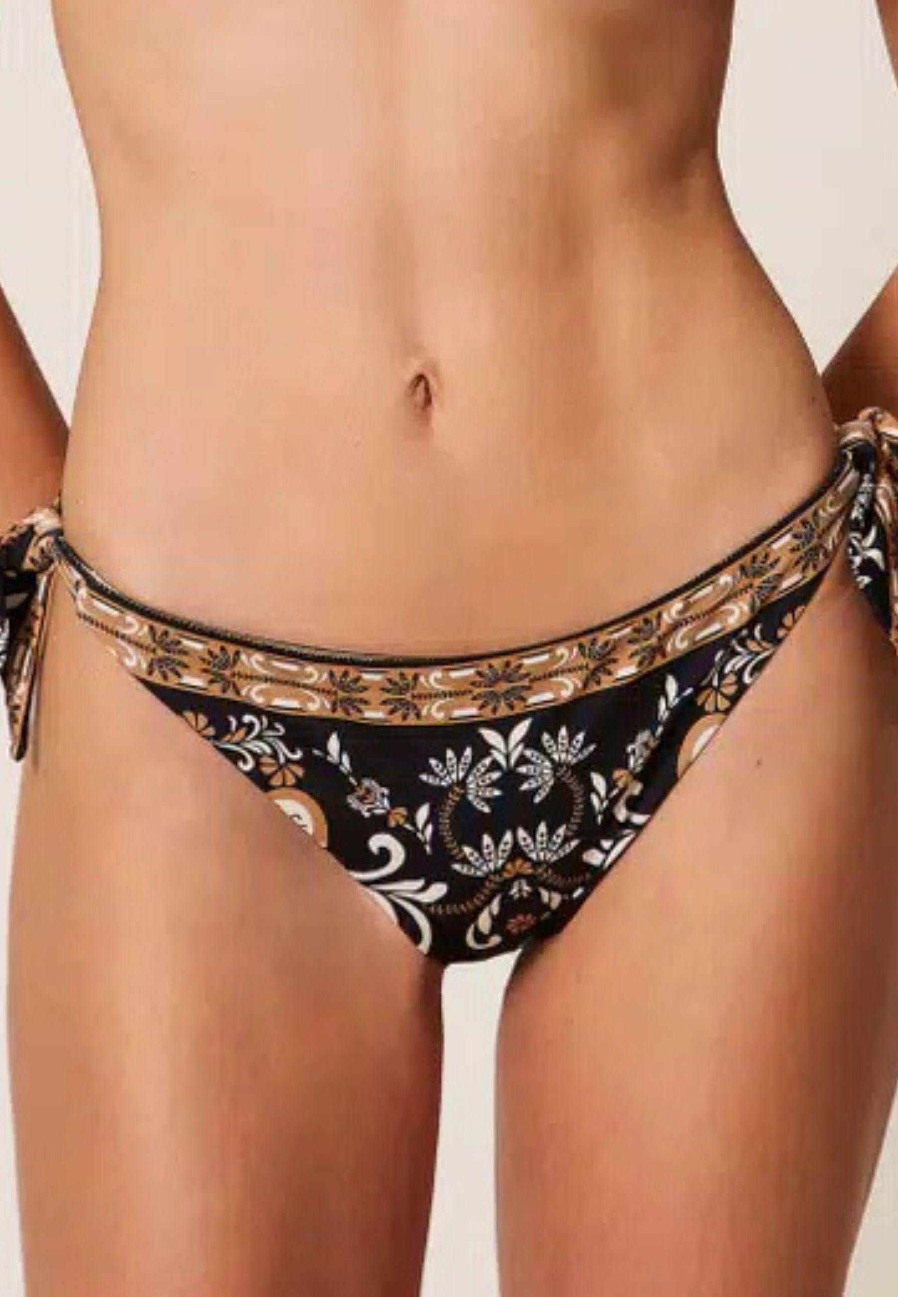 Bikini Twinset con top push-up e slip tanga stampa foulard esclusiva 