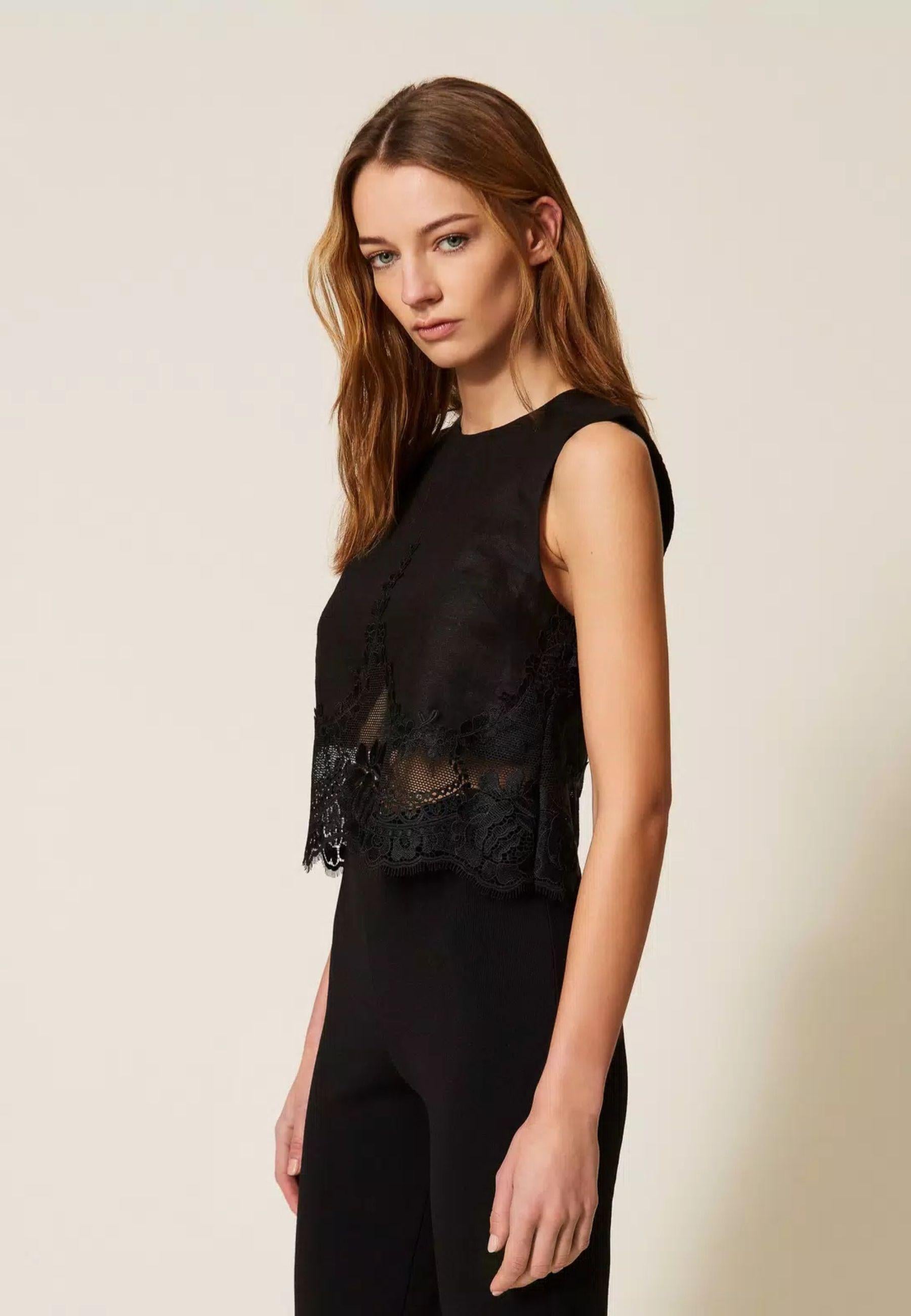 Twinset - Top in lino con pizzo intarsiato 