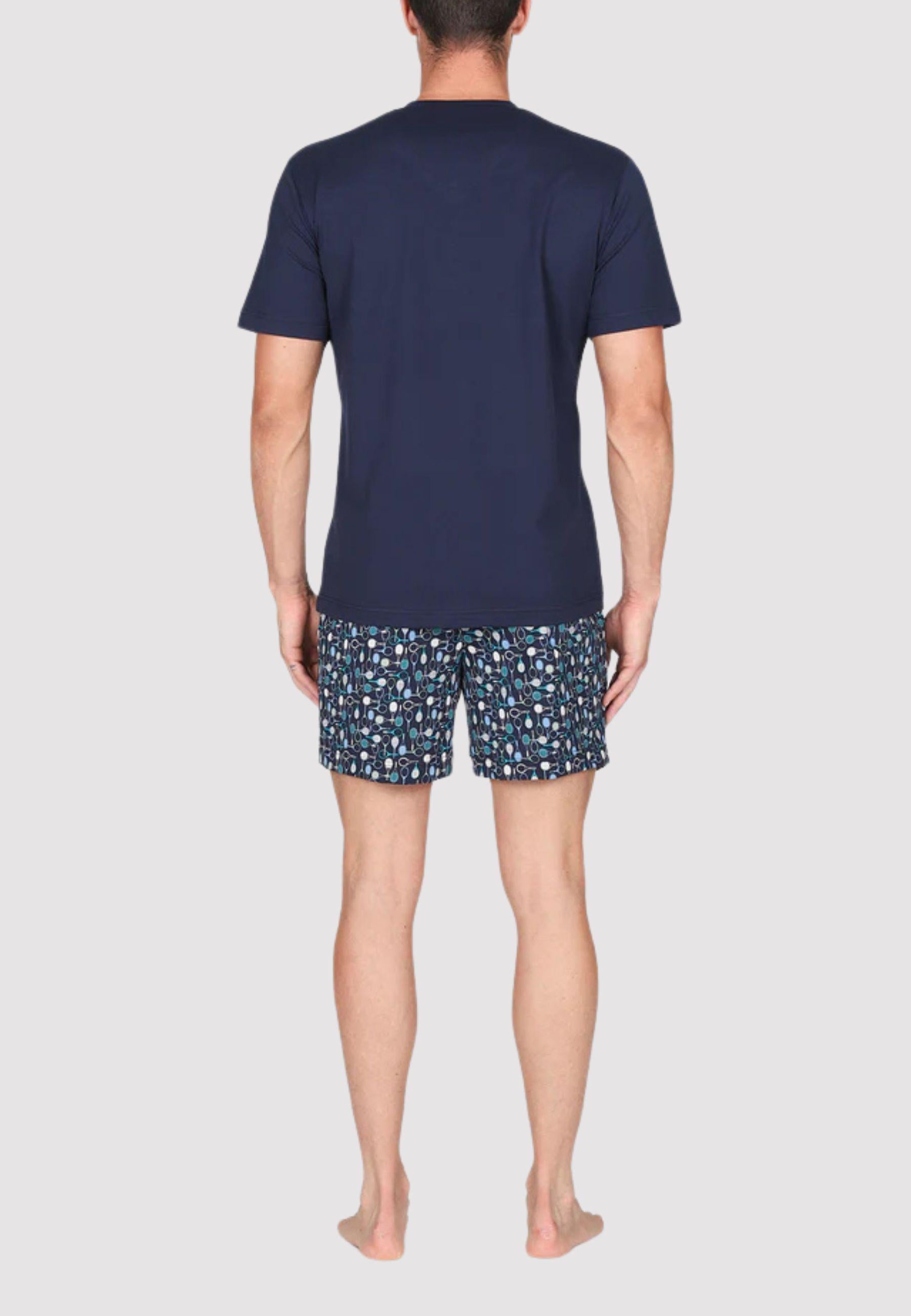 Pigiama corto scollo a v in leggerissimo jersey 100% cotone, fantasia "tennis" 