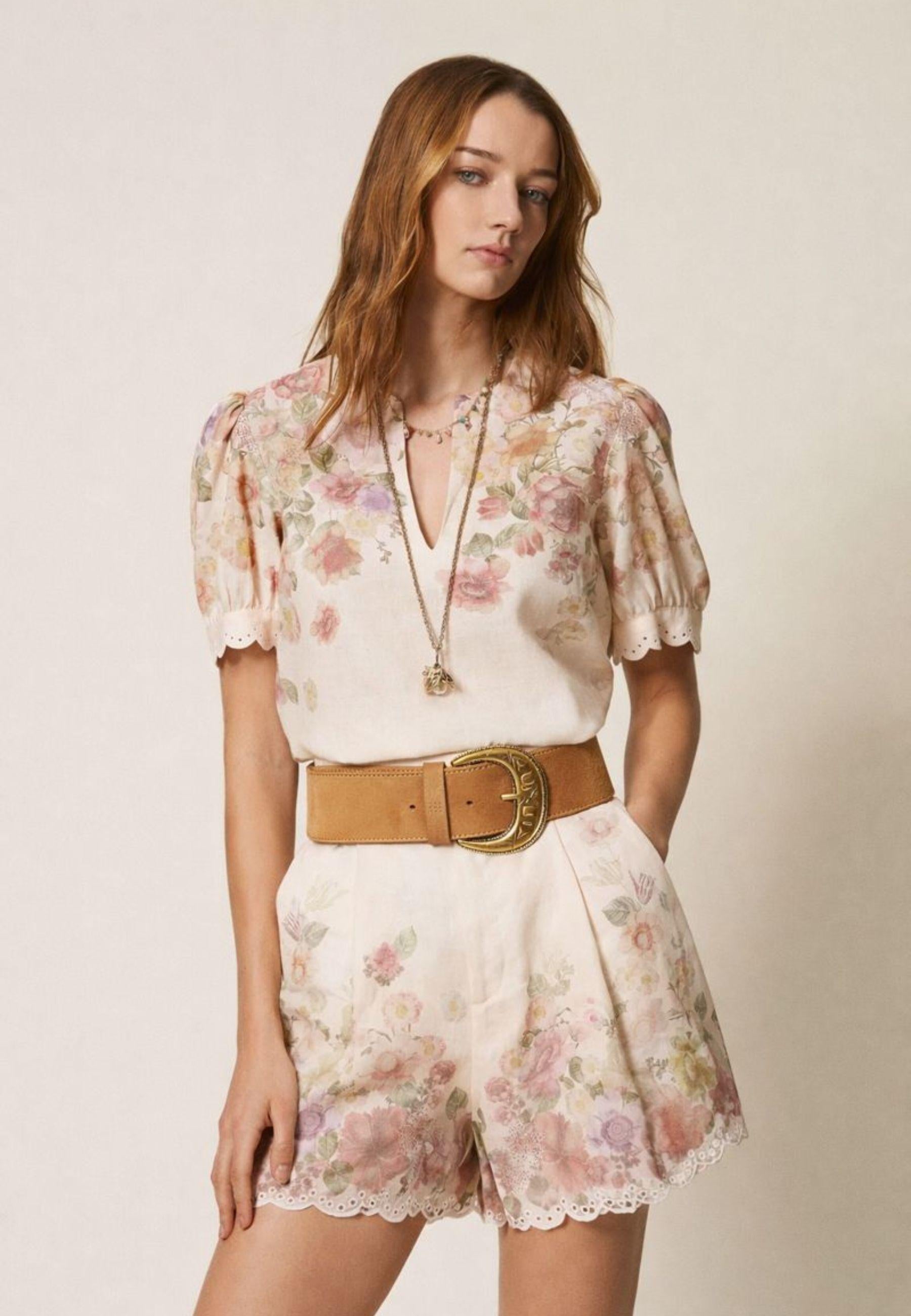 Cintura in suede con maxi fibbia 