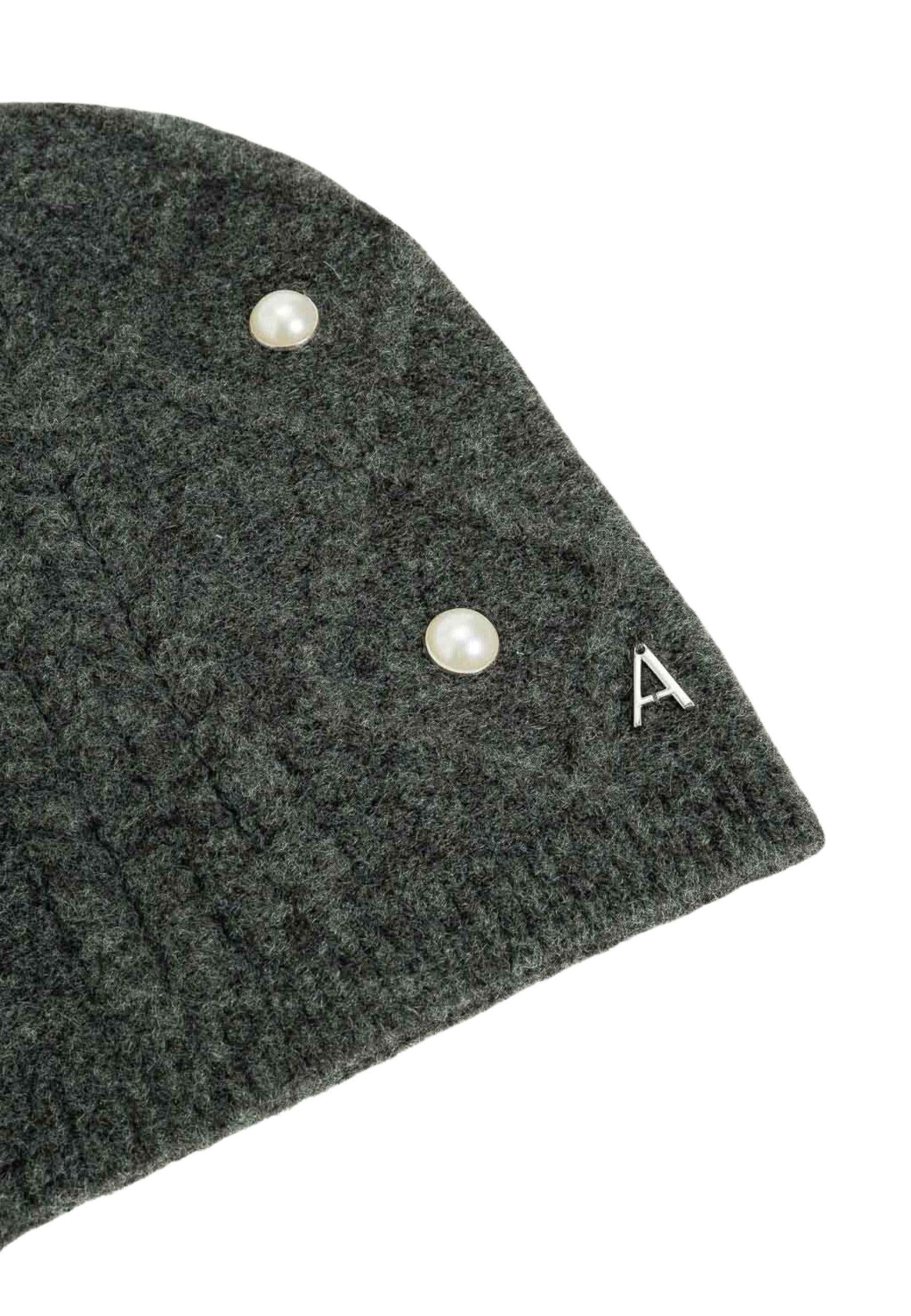 Berretto Actitude in Maglia con Perle e Motivo a Trecce 