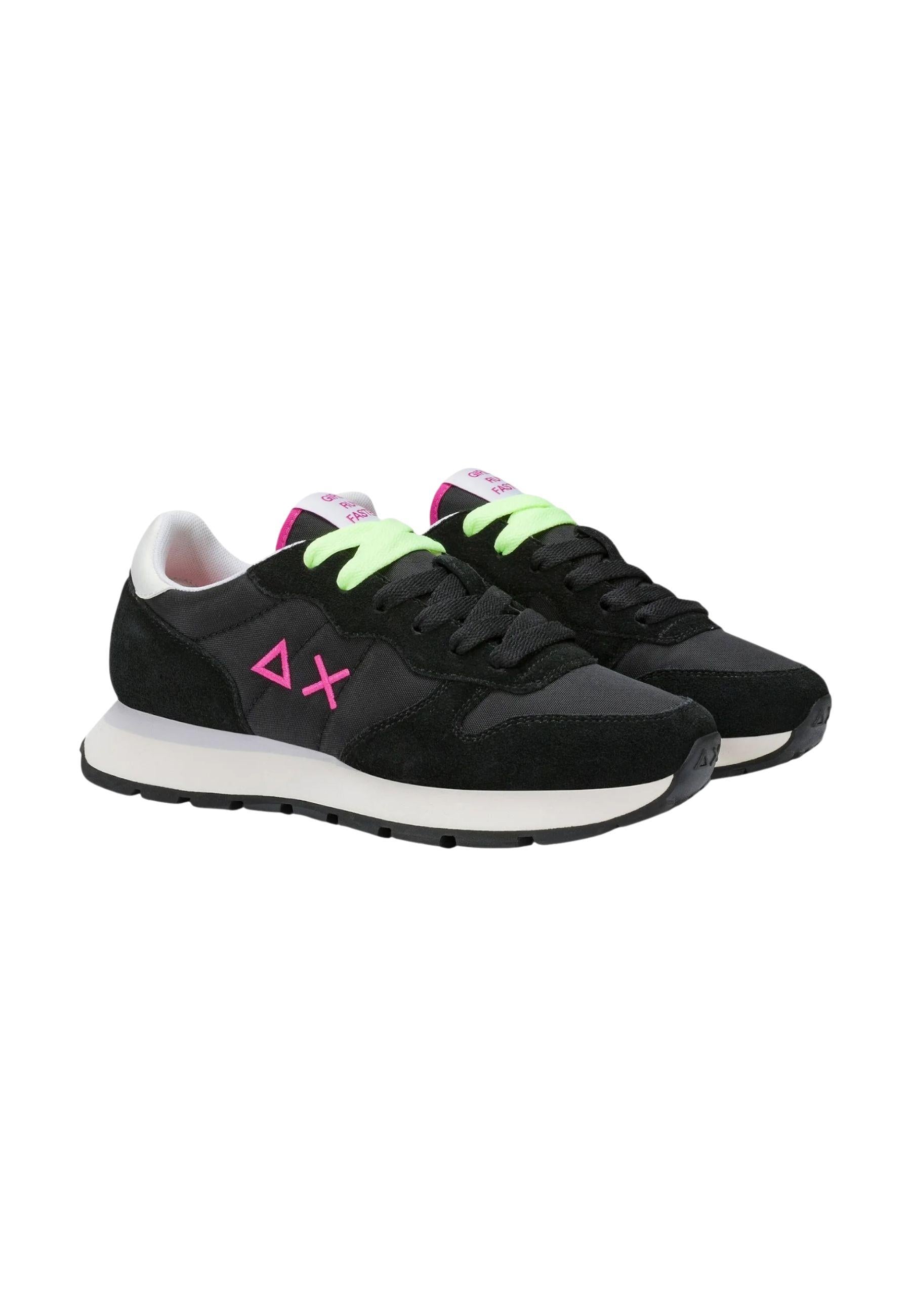 Sneakers SUN68 nere con dettagli a contrasto 