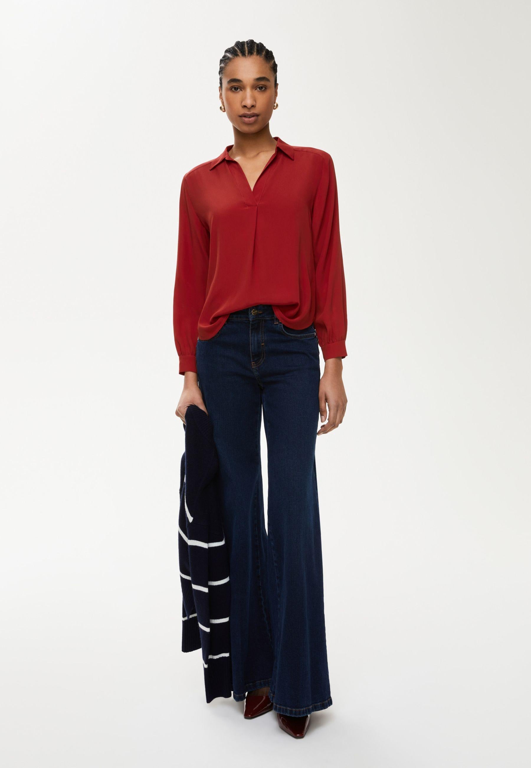 Blusa con Colletto in Tessuto Fluido 