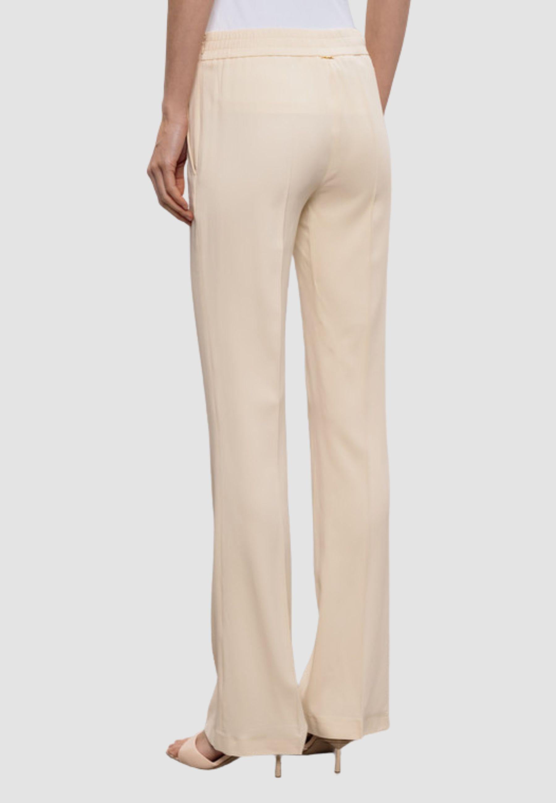 Pantaloni in viscosa con vita elasticizzata 