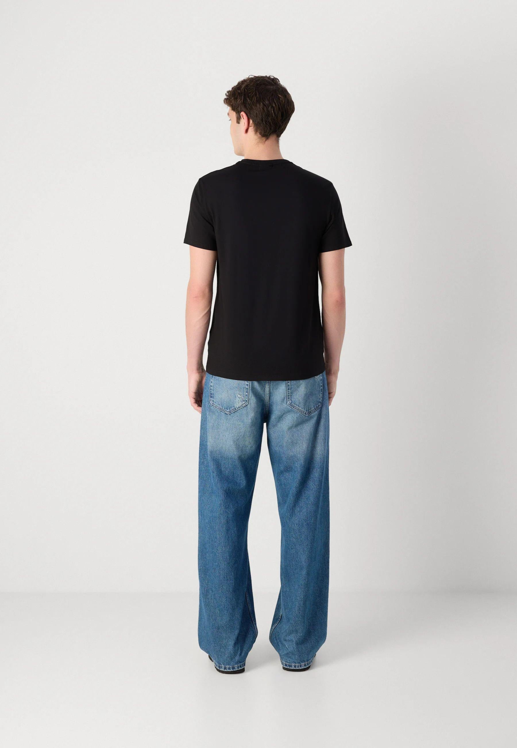 Liquid Touch Slim T-Shirt 
