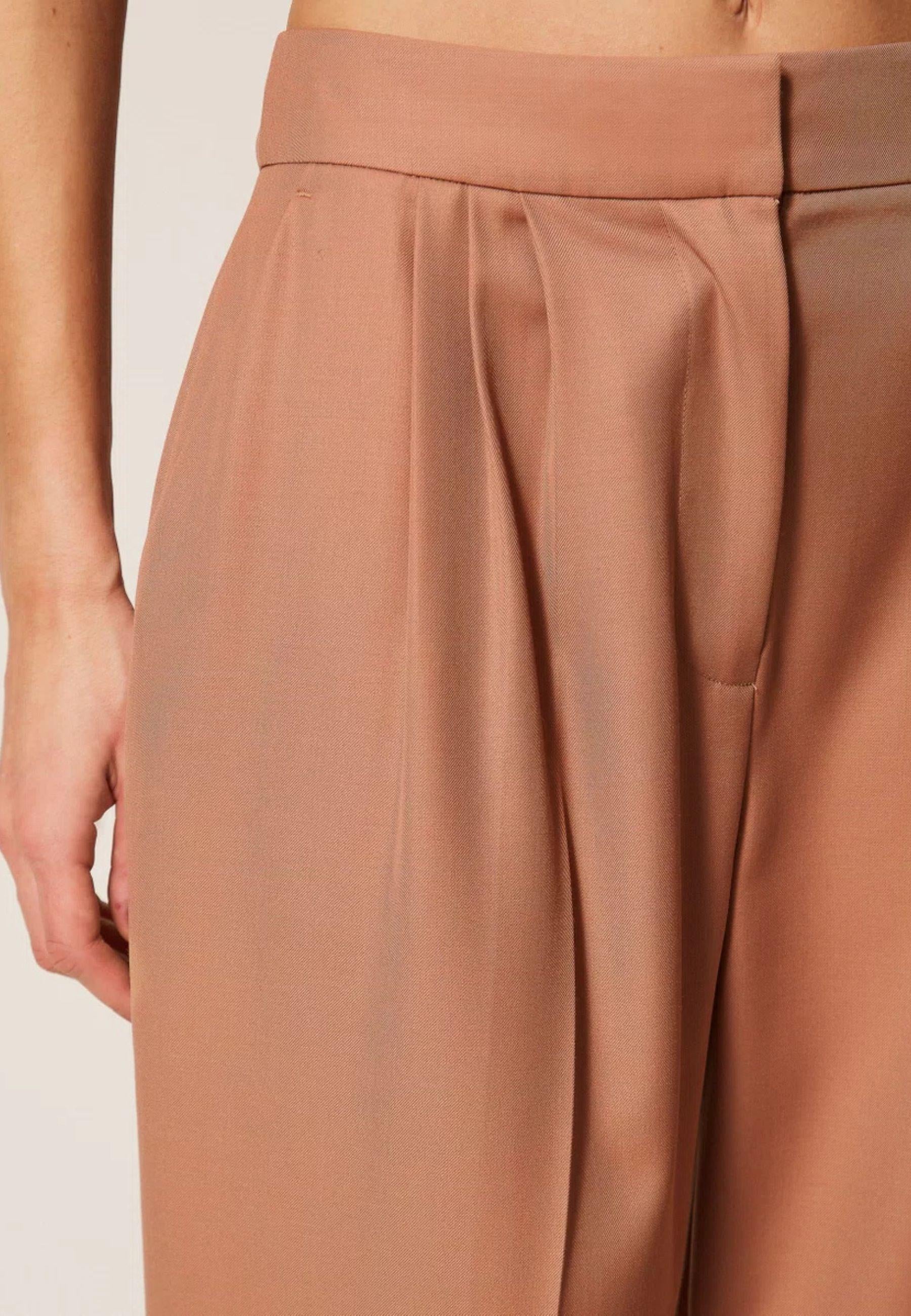 Pantaloni cropped in fresco di misto lana 