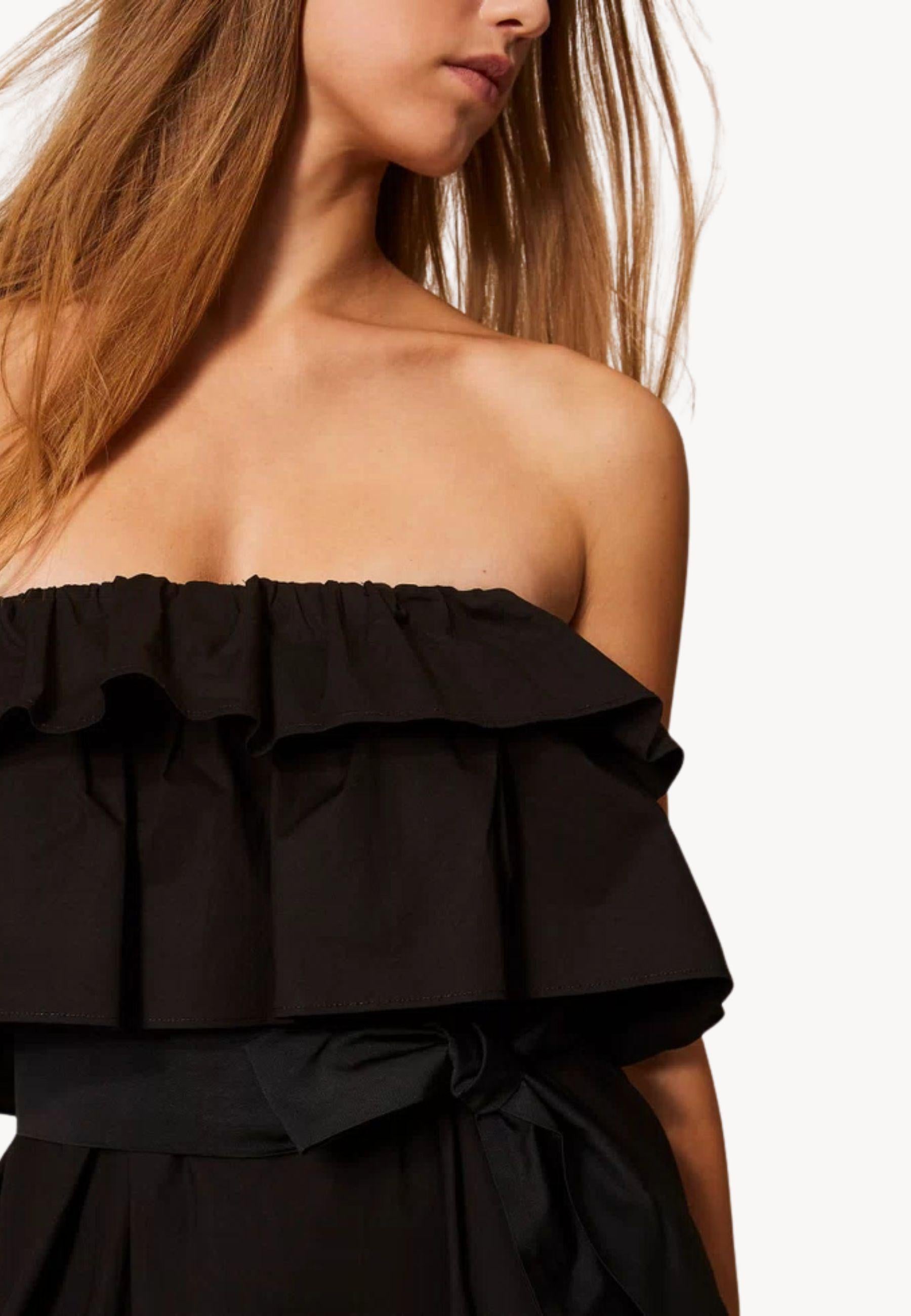 Abito lungo off shoulder Actitude Twinset in popeline stretch con balze 