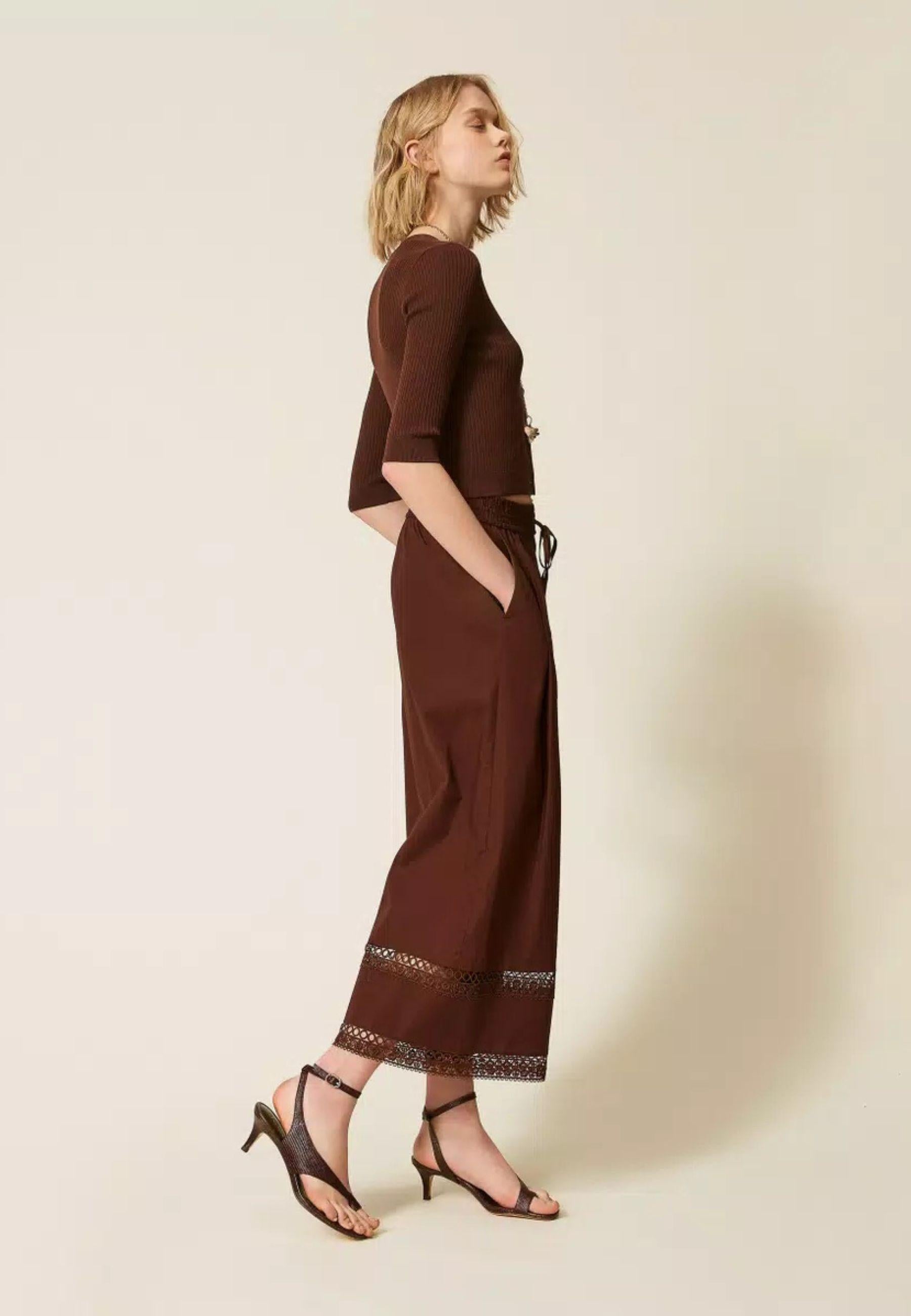 Twinset - Pantaloni Ampi in Popeline con Ricamo 