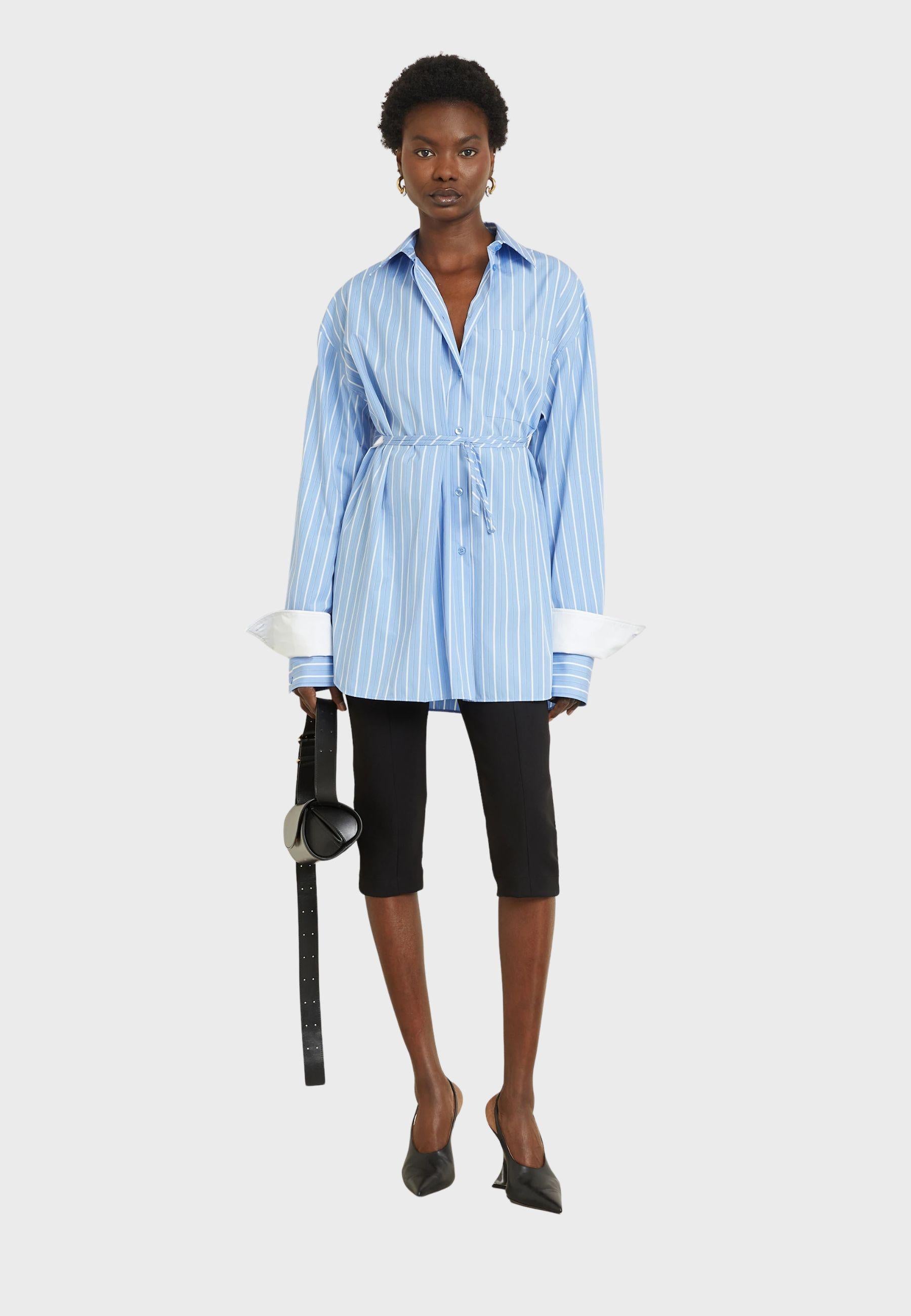 Camicia over a righe con cintura 