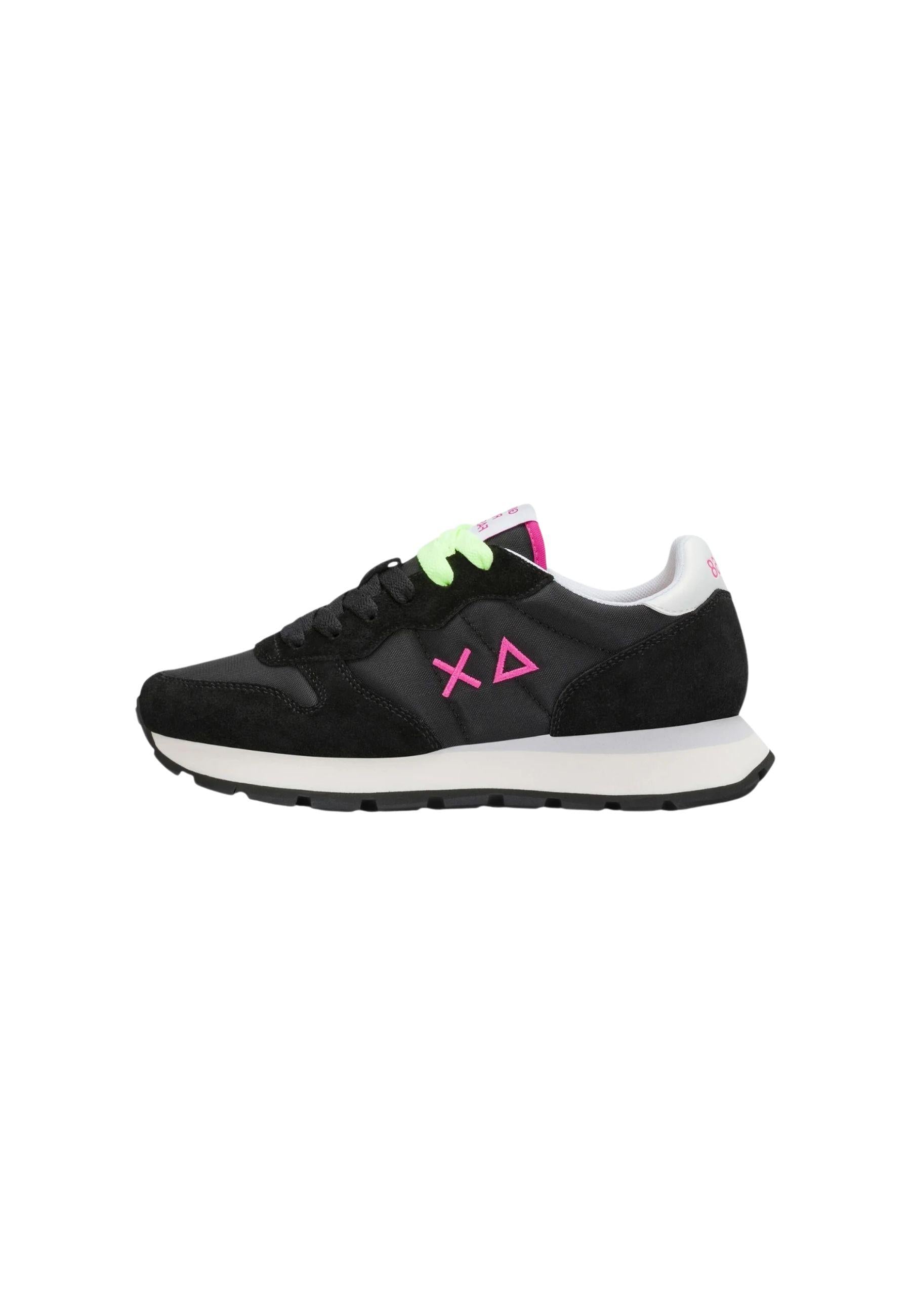 Sneakers SUN68 nere con dettagli a contrasto 