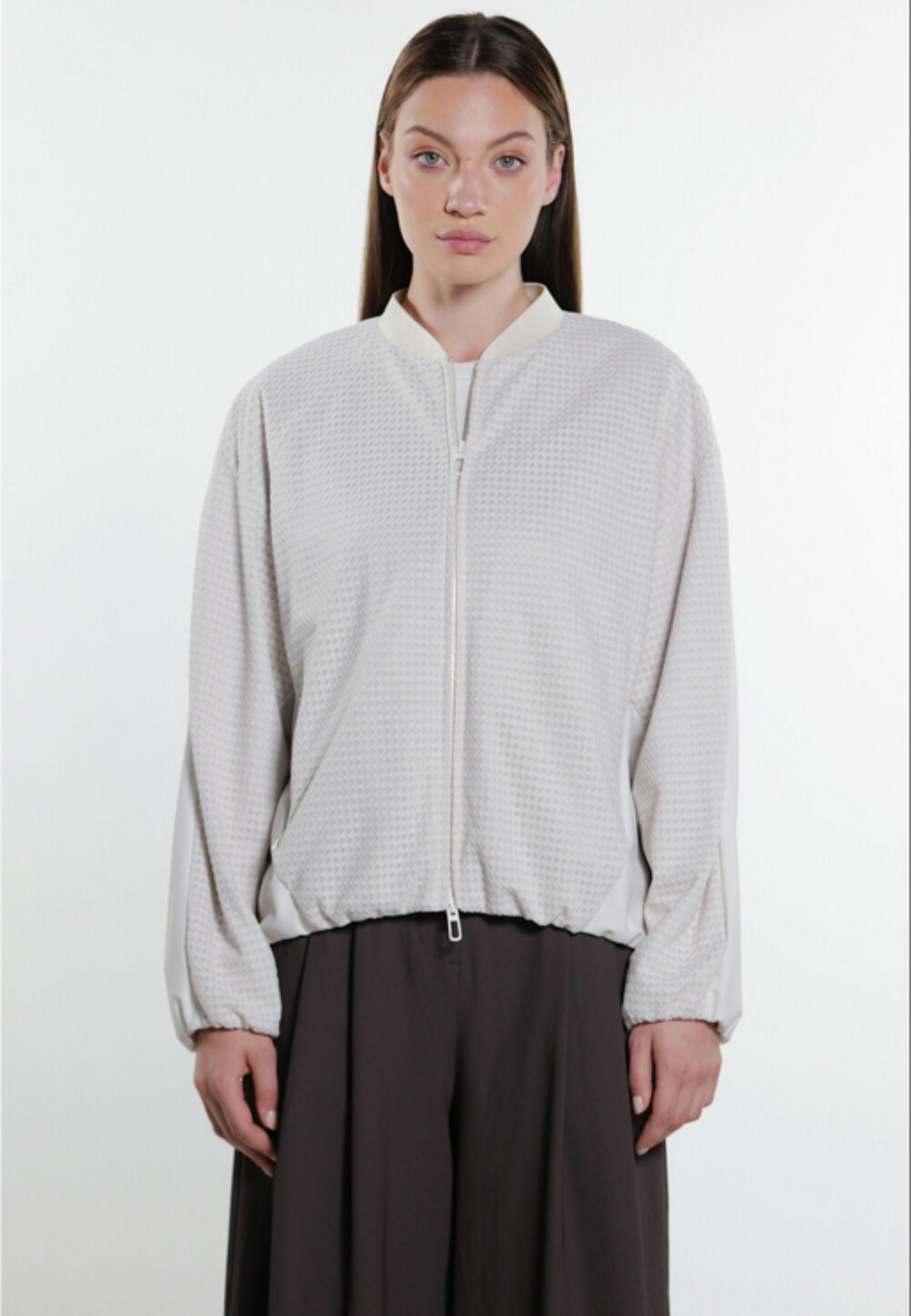 Giacca corta oversize in rete tecnica bi-stretch - DUNO 