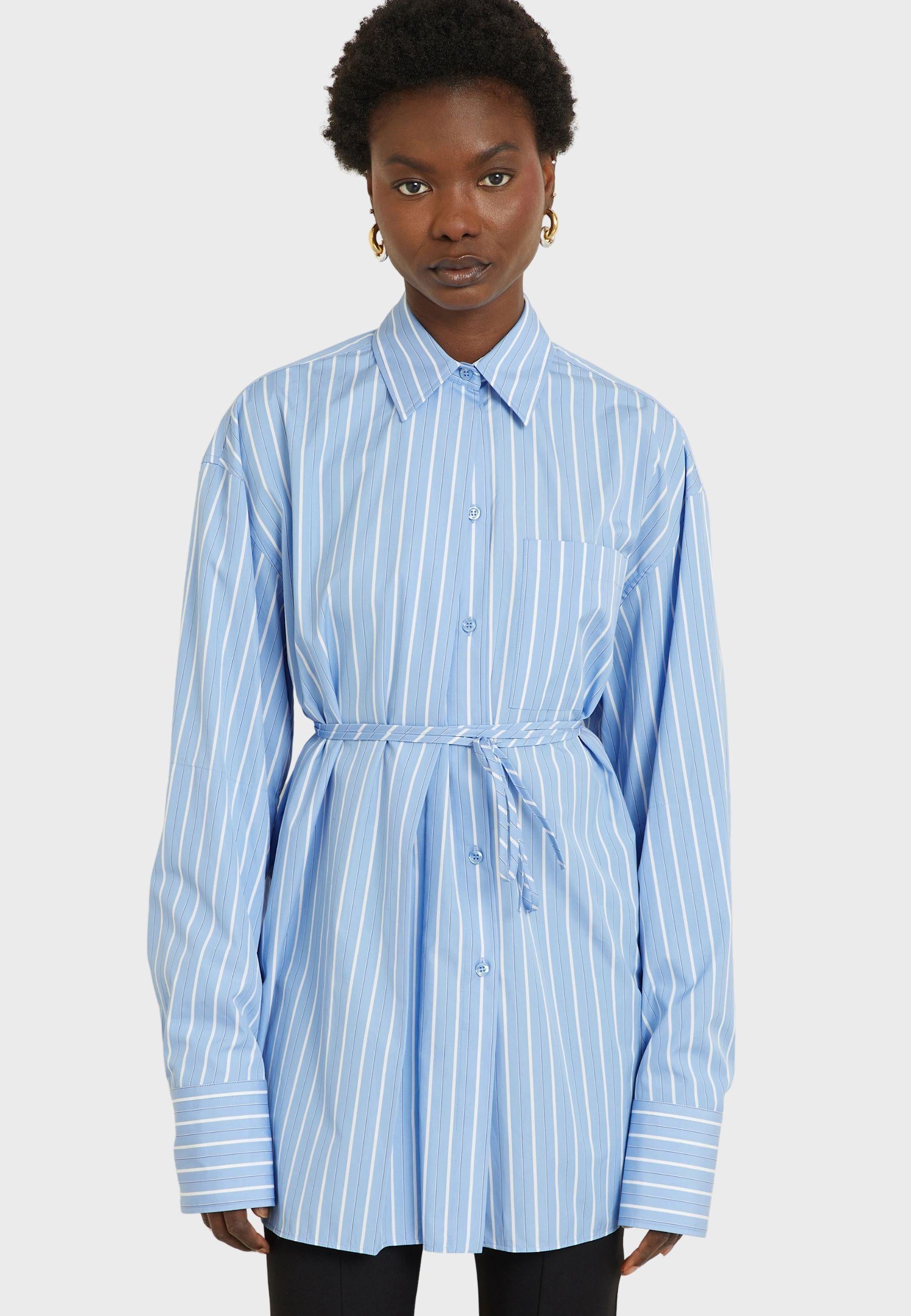 Camicia over a righe con cintura 