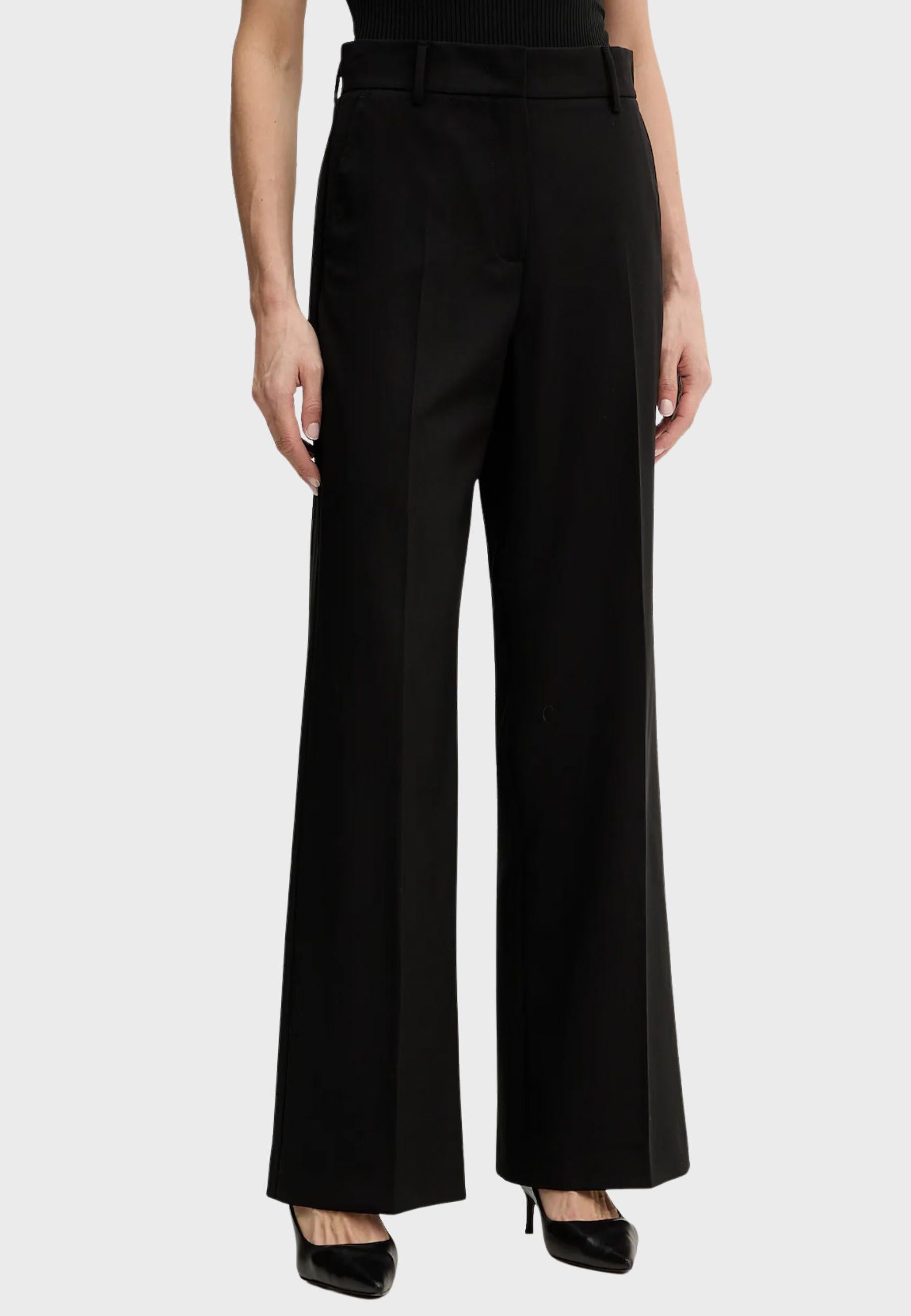 Pantalone a palazzo 