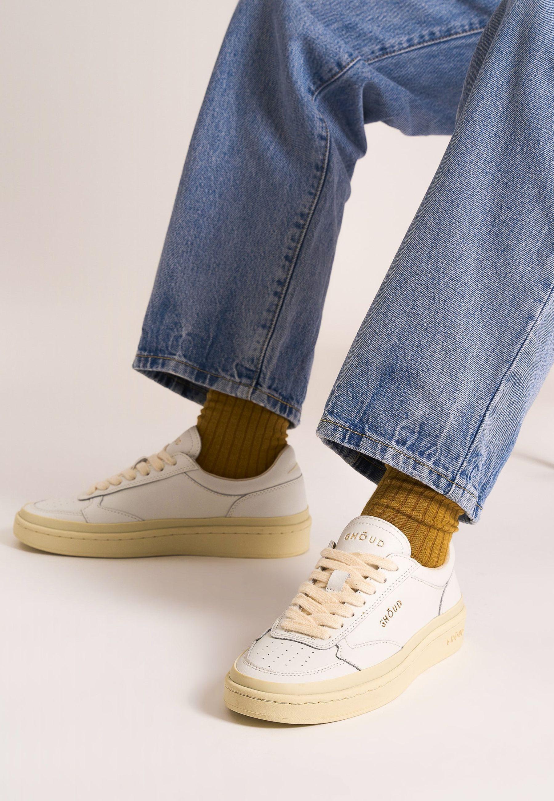 Sneakers uomo Ghoud Pads Bianco Essence - pelle con suola platform 