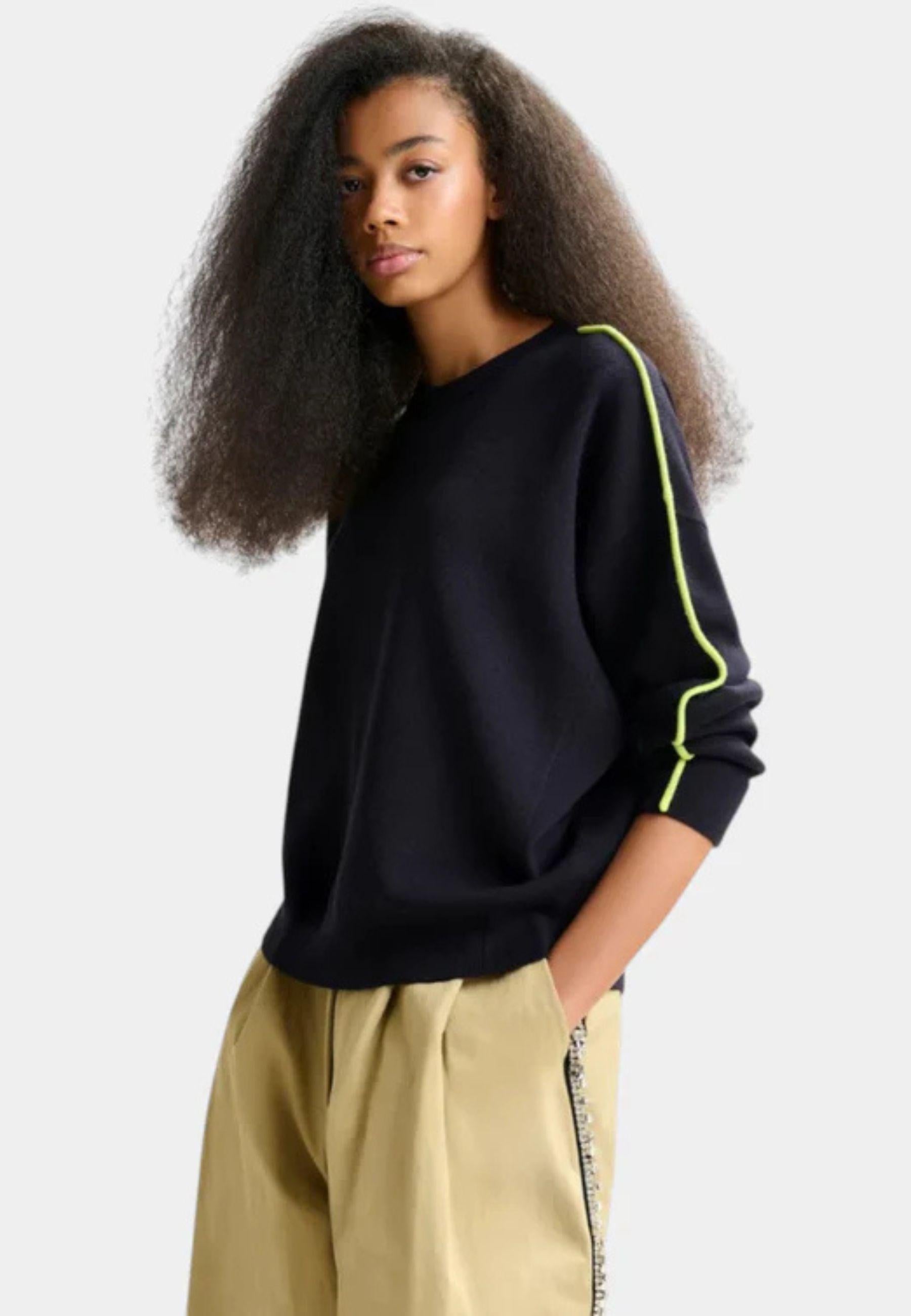 Essentiel Antwerp - Maglione in maglia fine navy con dettagli a contrasto 