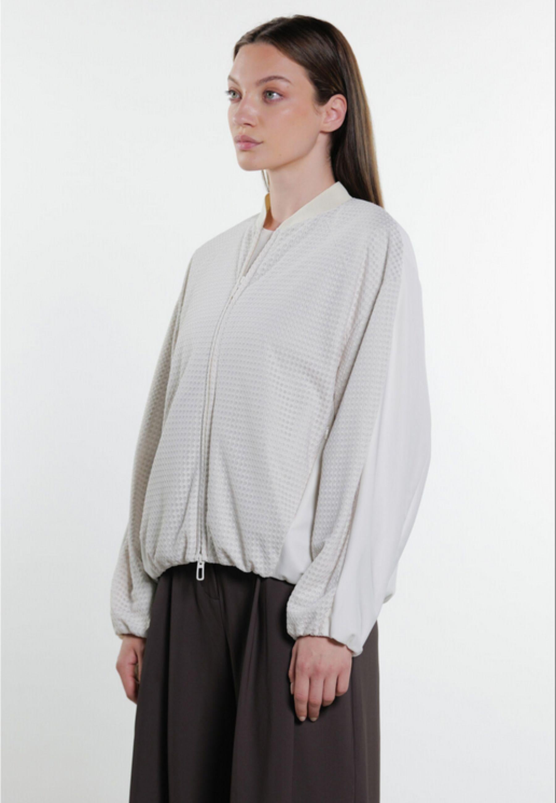 Giacca corta oversize in rete tecnica bi-stretch - DUNO 