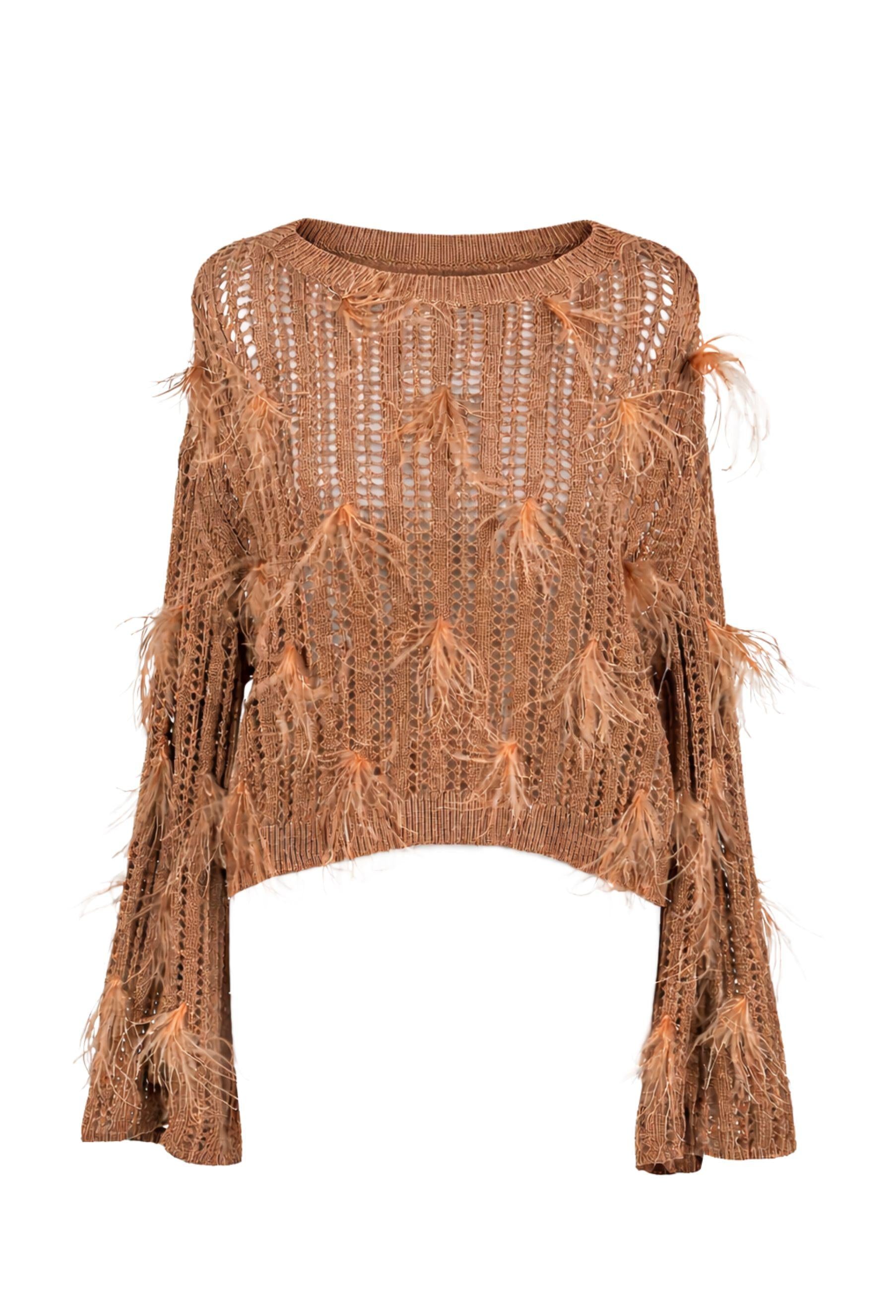 Maglione in maglia fine con piume di struzzo 