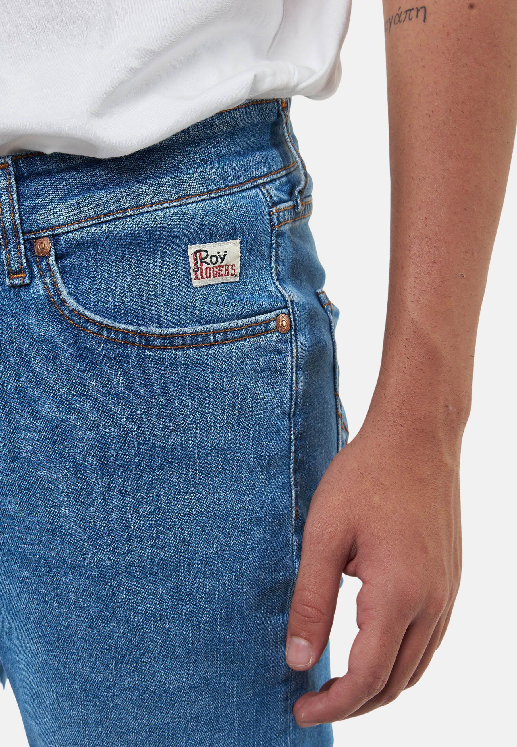 517 Jeans 